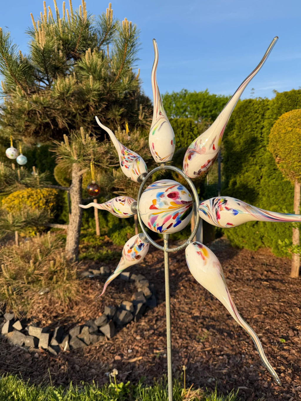 160cm Hand-Blown Multicolor Glass Sun Sculpture – 12cm Sphere with 30cm Flames Garden Art