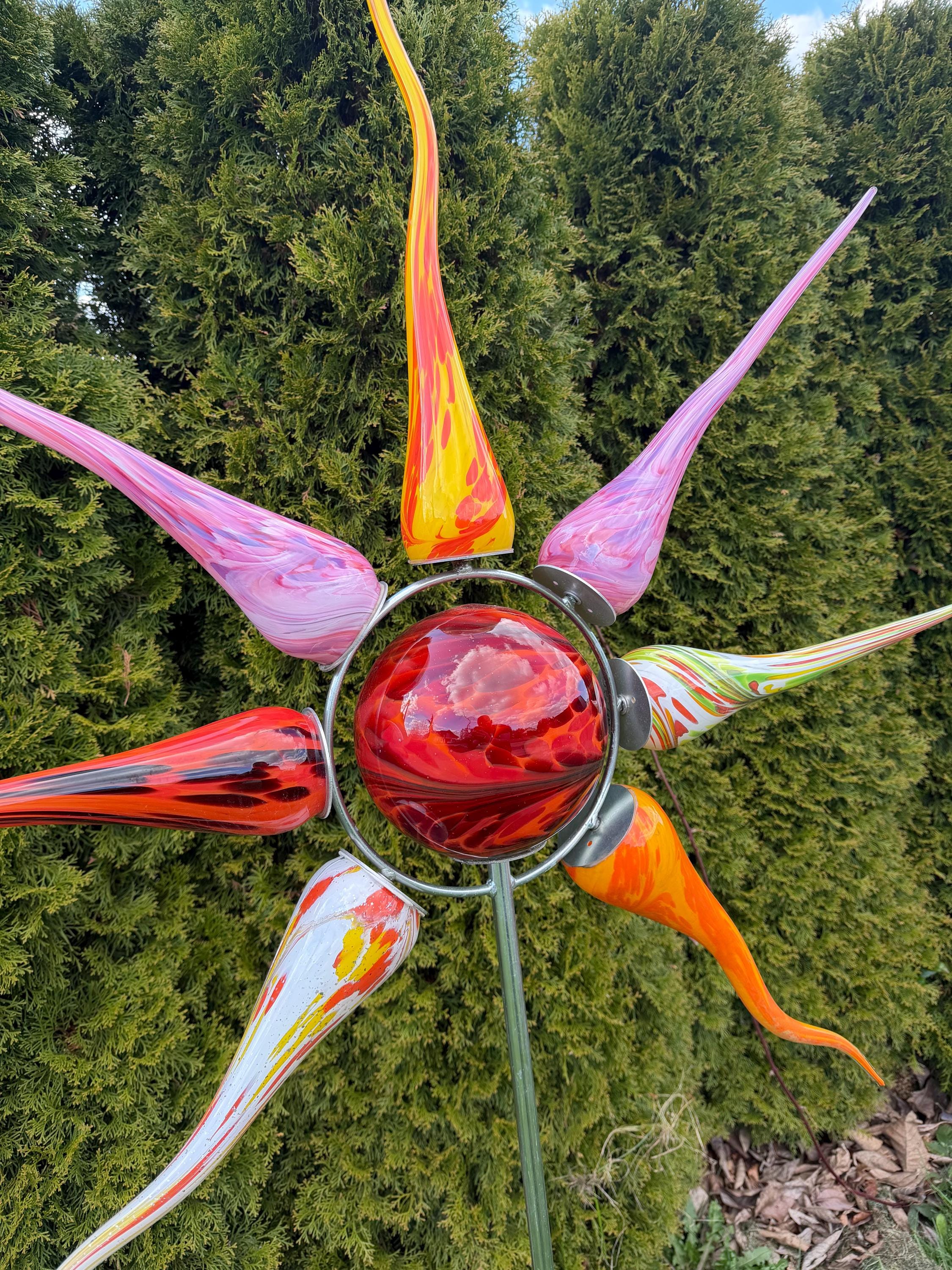 Large Handmade Glass Sun Sculpture – 190cm Outdoor Metal Stake Art