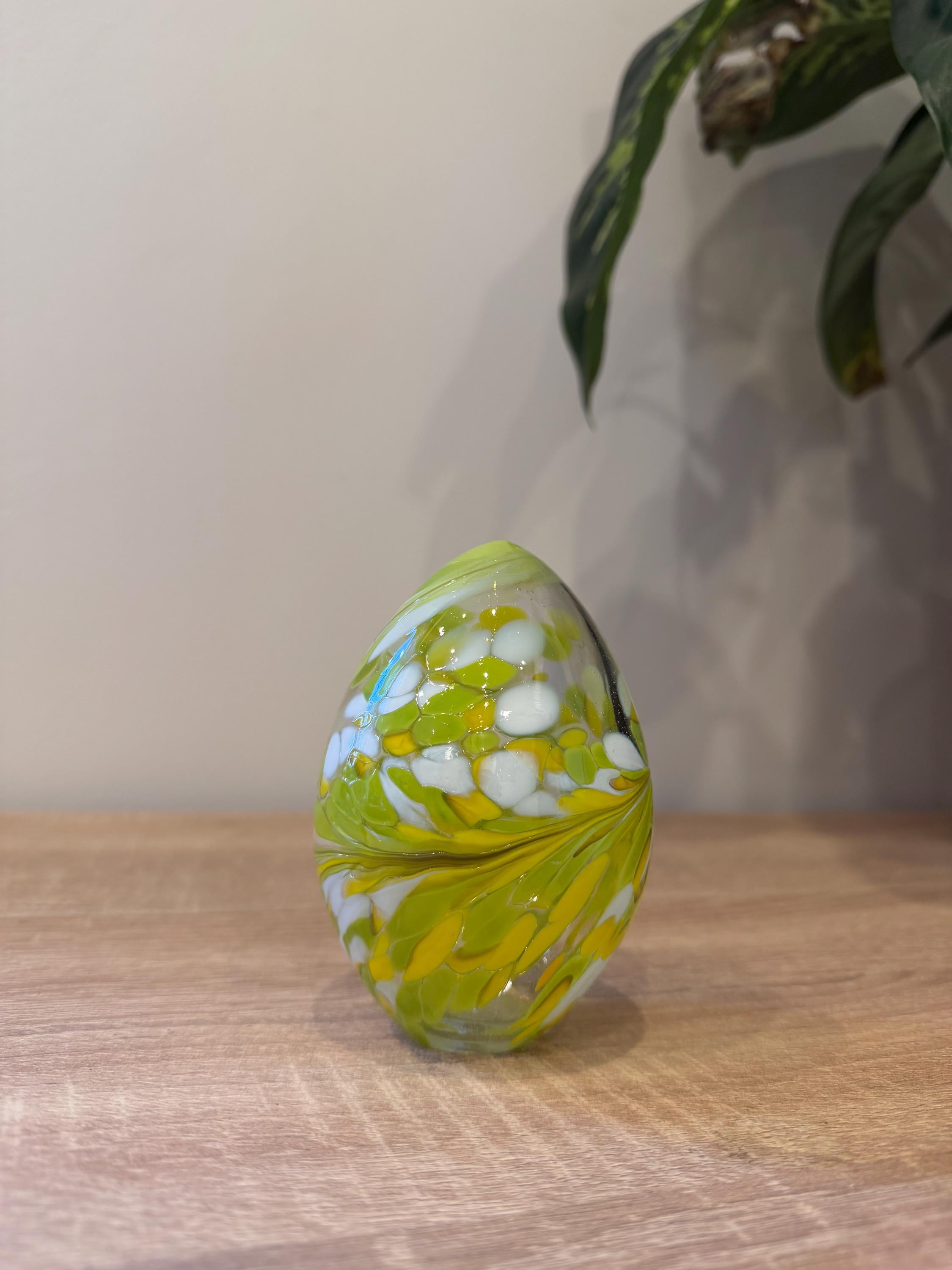 Handblown Art Glass Easter Egg – Artisan Spring Ornament, Collectible Sculpture