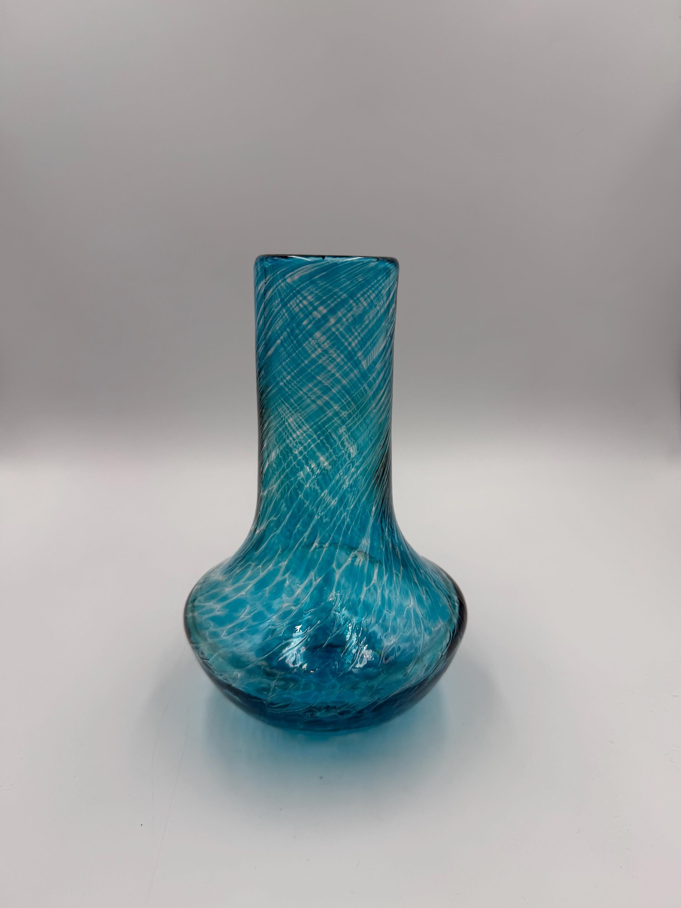20cm Hand-Blown Turquoise Swirl Glass Vase – Aqua Blue Bud Vase