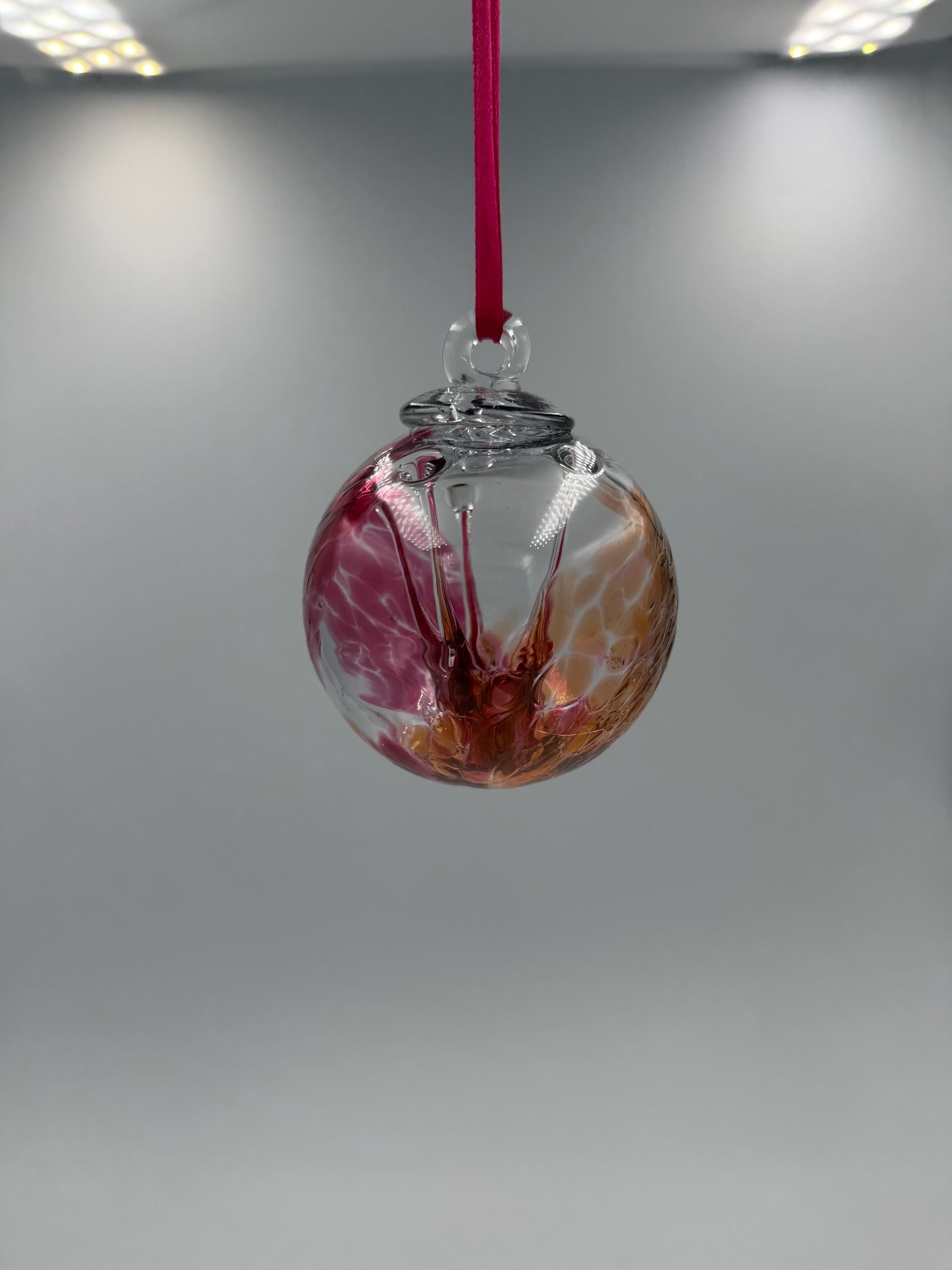 8cm Hand-Blown Witch Ball – Iridescent Red Magenta Gold Branching Glass Ornament