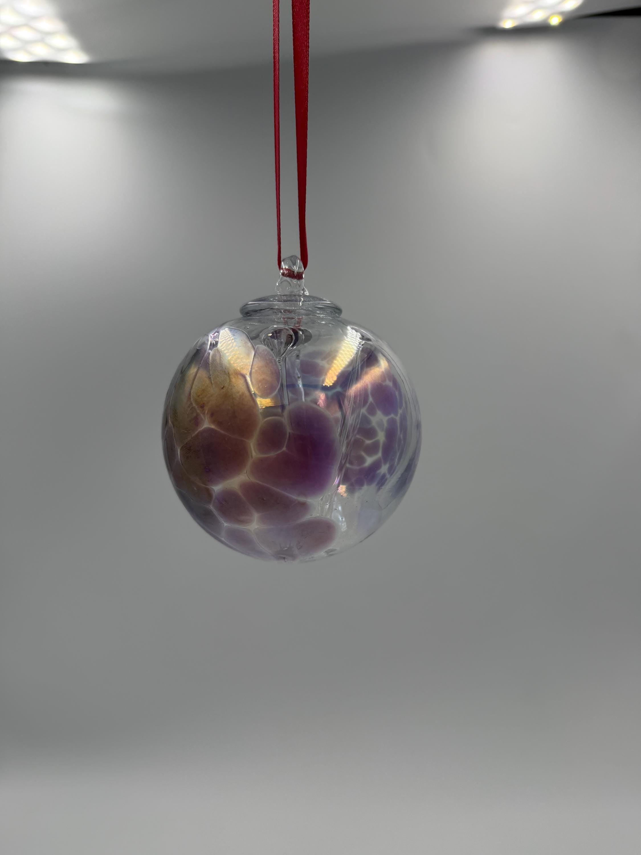 8cm Hand-Blown Purple Crackle Witch Ball – Iridescent Glass Ornament