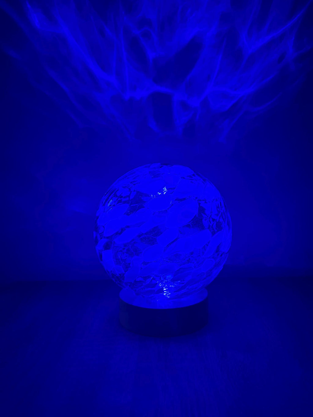 15cm Hand-Blown Blue Crackle Glass LED Lamp – Multicolor or White Night Light