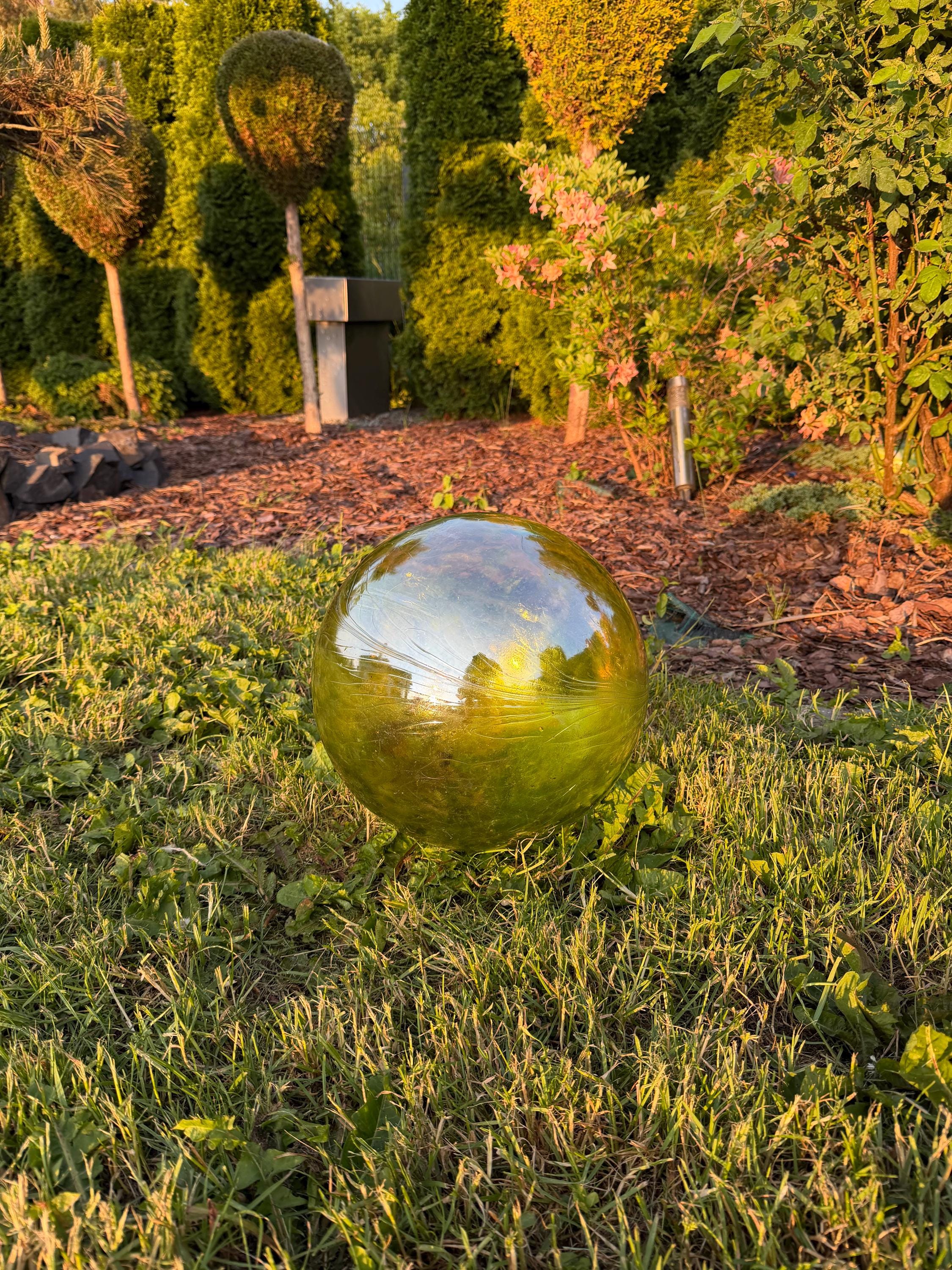 30cm or 25cm Hand-Blown Green Crackle Glass Sphere – Large Decorative Orb