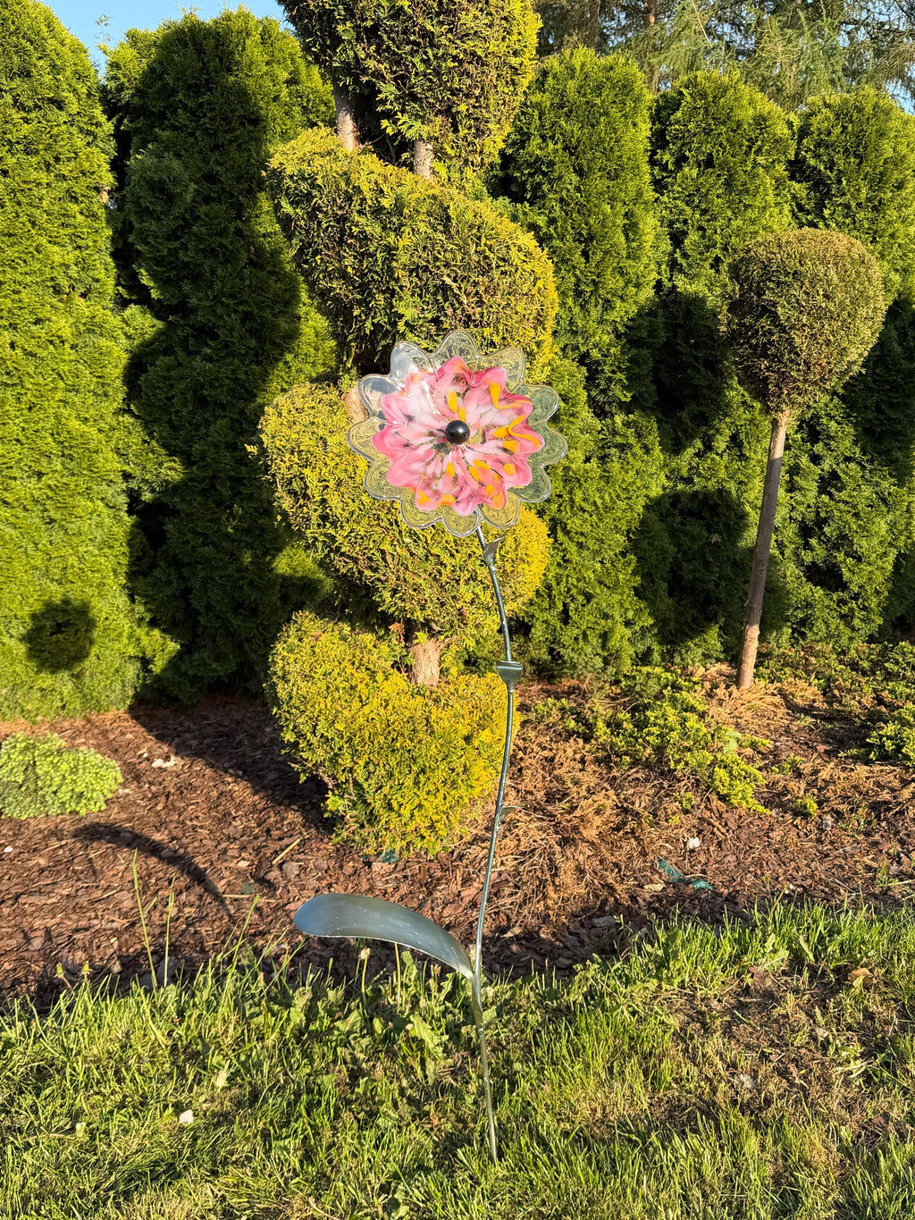 130cm Hand-Blown Pink Red Glass Flower Sculpture on Metal Stake – 28cm Large Garden Art