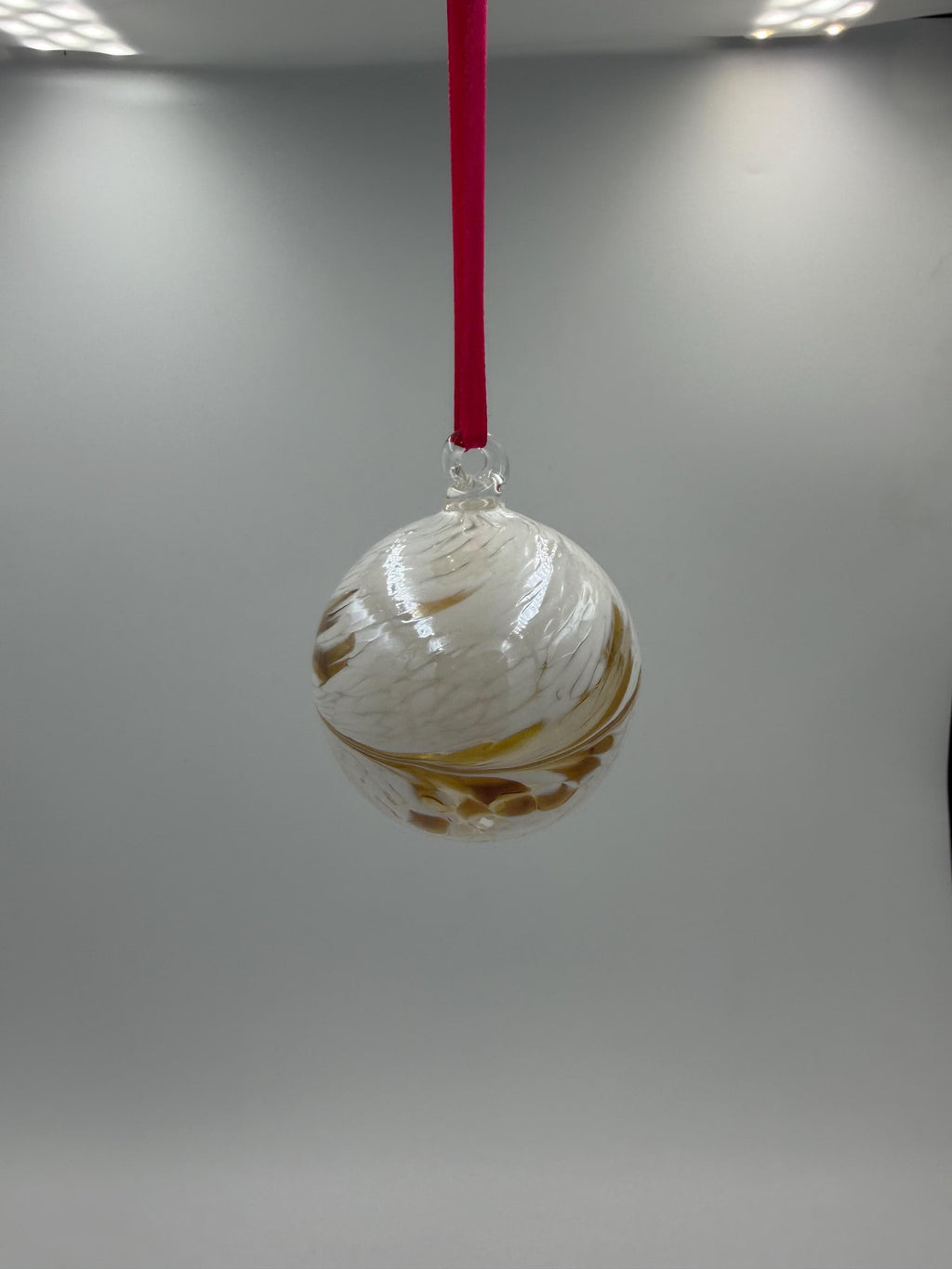 6cm Hand-Blown Crackle Glass Ornament – White Gold Swirl Hanging Ball