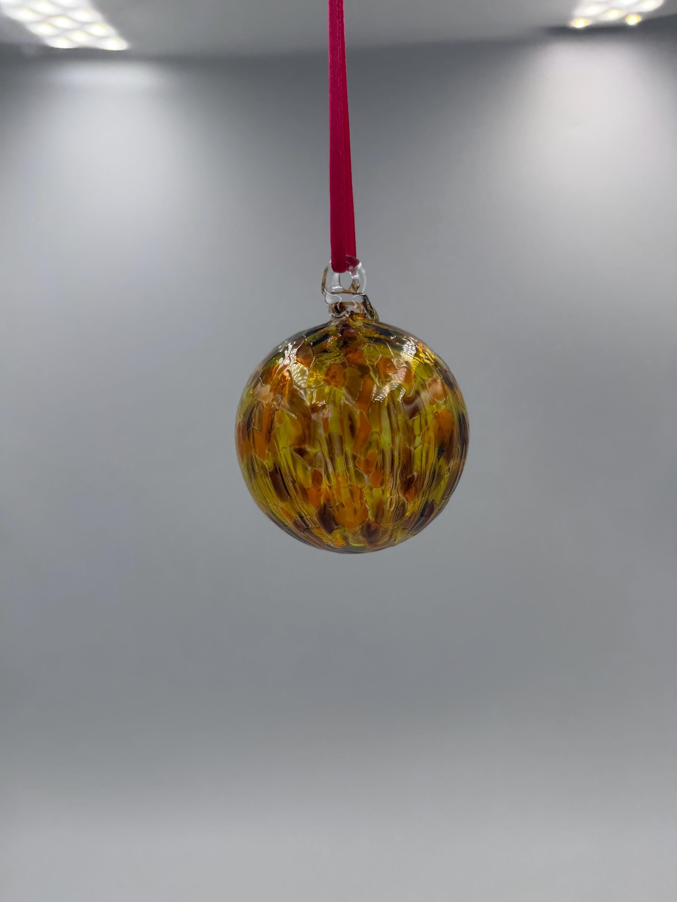6cm Hand-Blown Crackle Glass Ornament – Amber Gold Crackle Swirl Hanging Ball