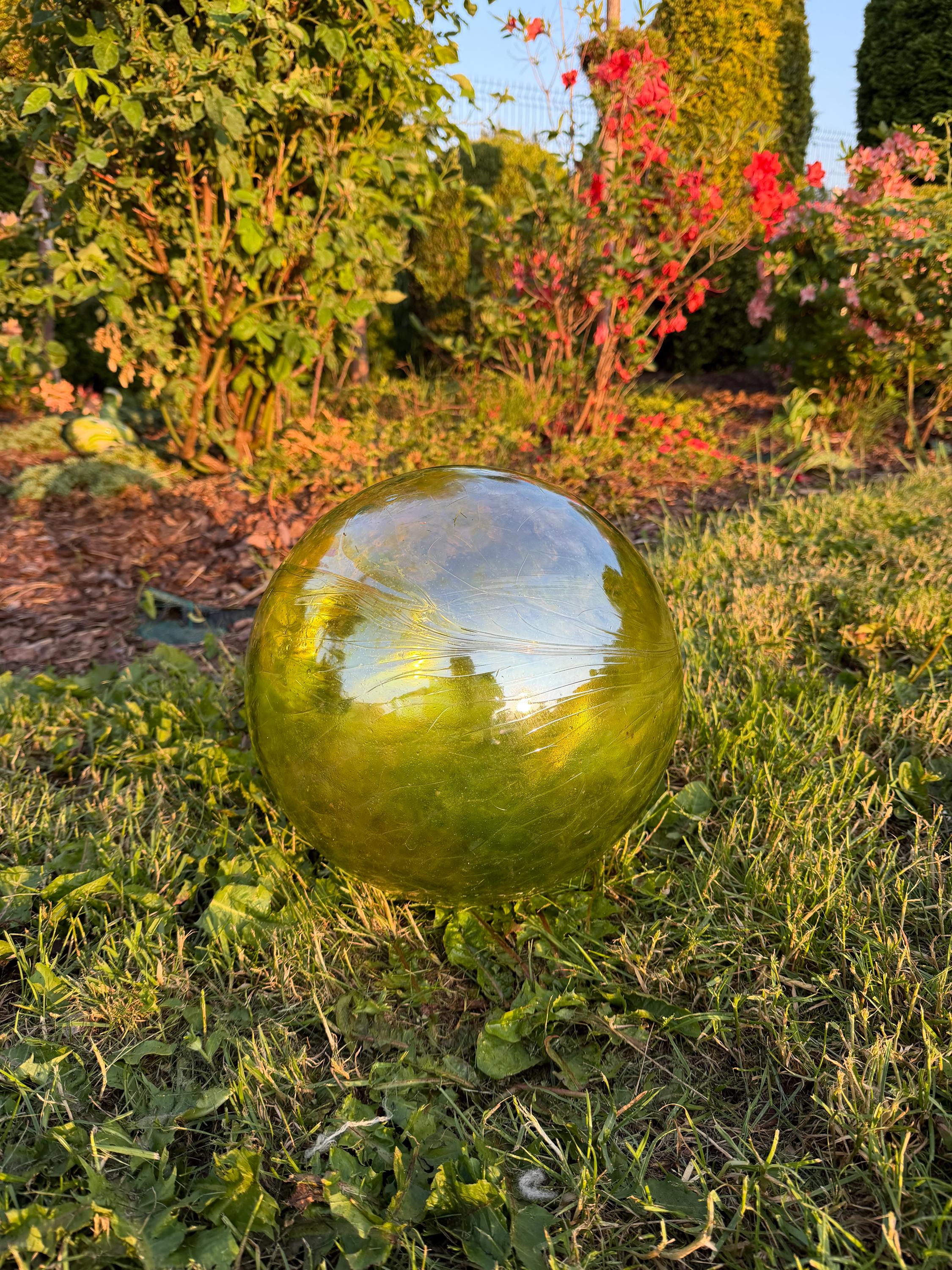 30cm or 25cm Hand-Blown Green Crackle Glass Sphere – Large Decorative Orb