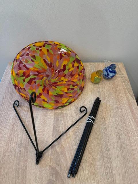 Hand-Blown Glass Bird Bath with Birds – Multicolor Swirl Garden Feeder, 50cm Stand Included