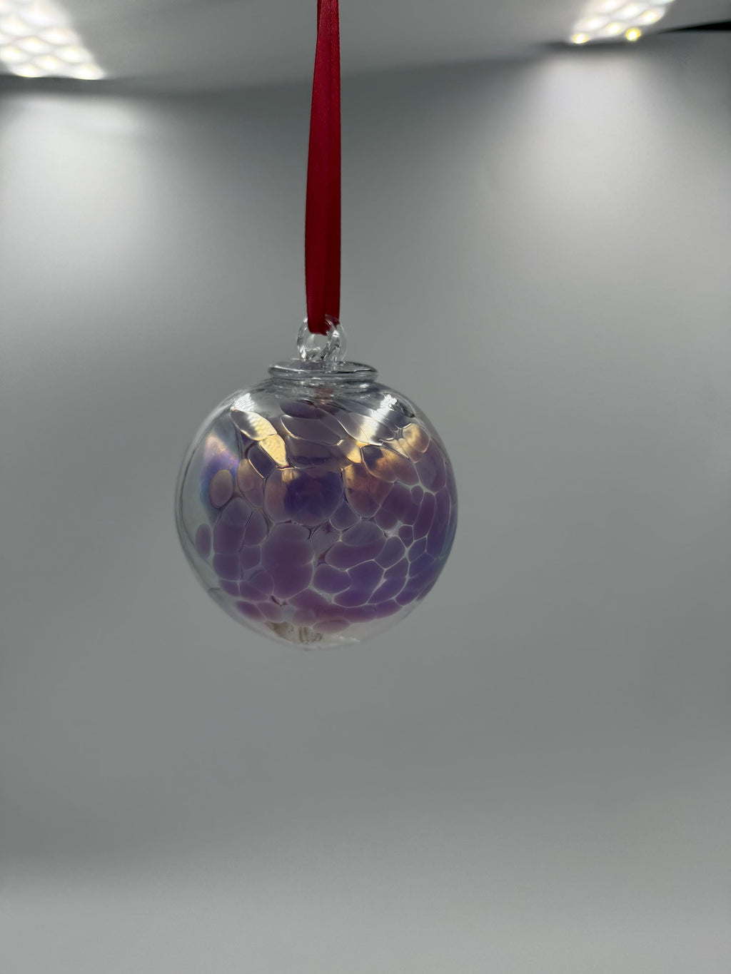 8cm Hand-Blown Purple Crackle Witch Ball – Iridescent Glass Ornament