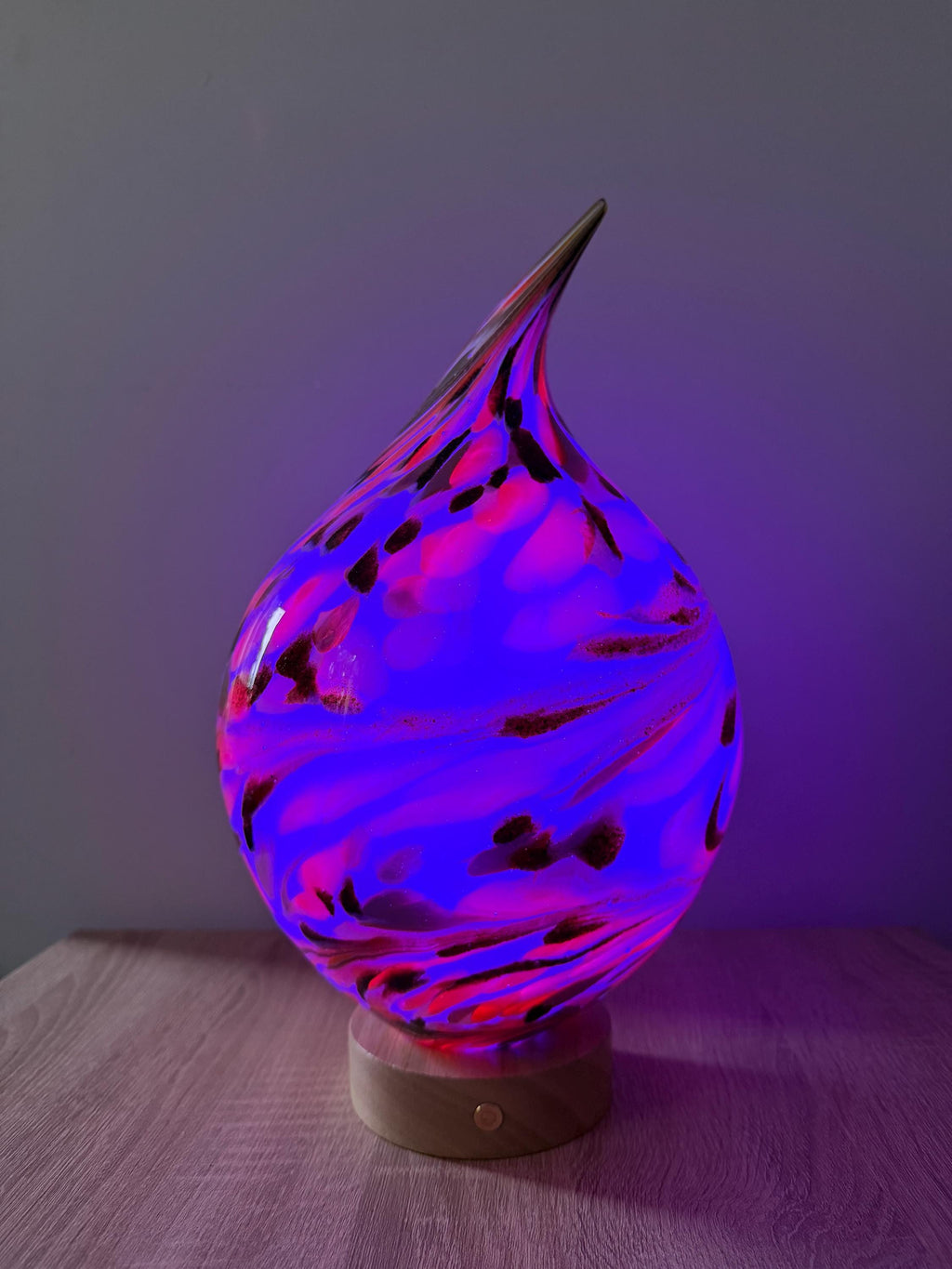 25cm Hand-Blown Gold Yellow Black Teardrop Glass Lamp – LED Touch Light Wooden Base