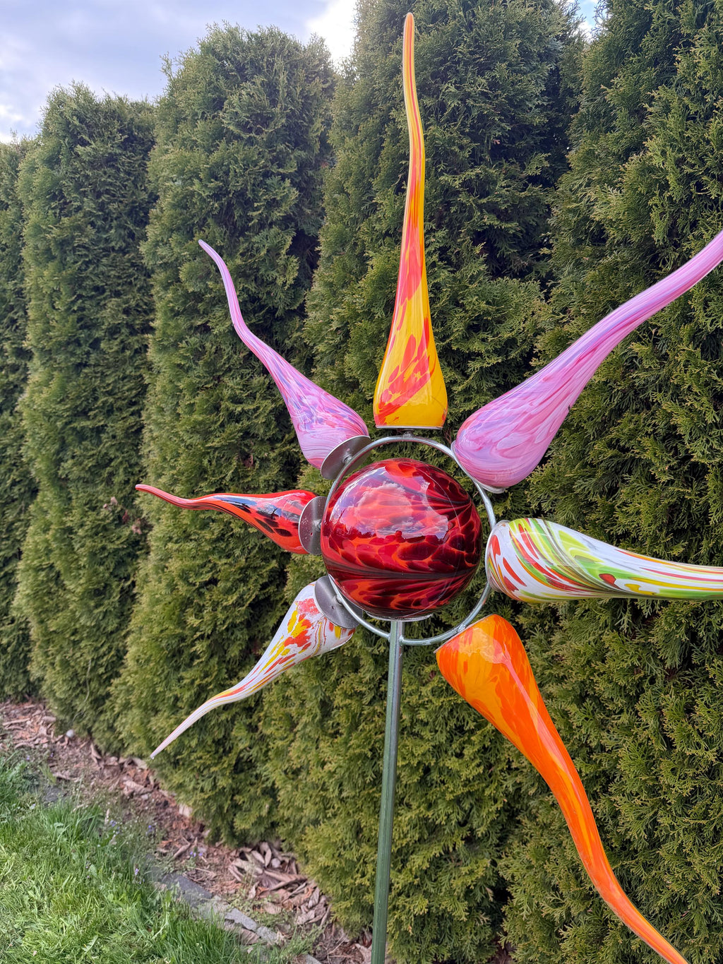 Large Handmade Glass Sun Sculpture – 190cm Outdoor Metal Stake Art