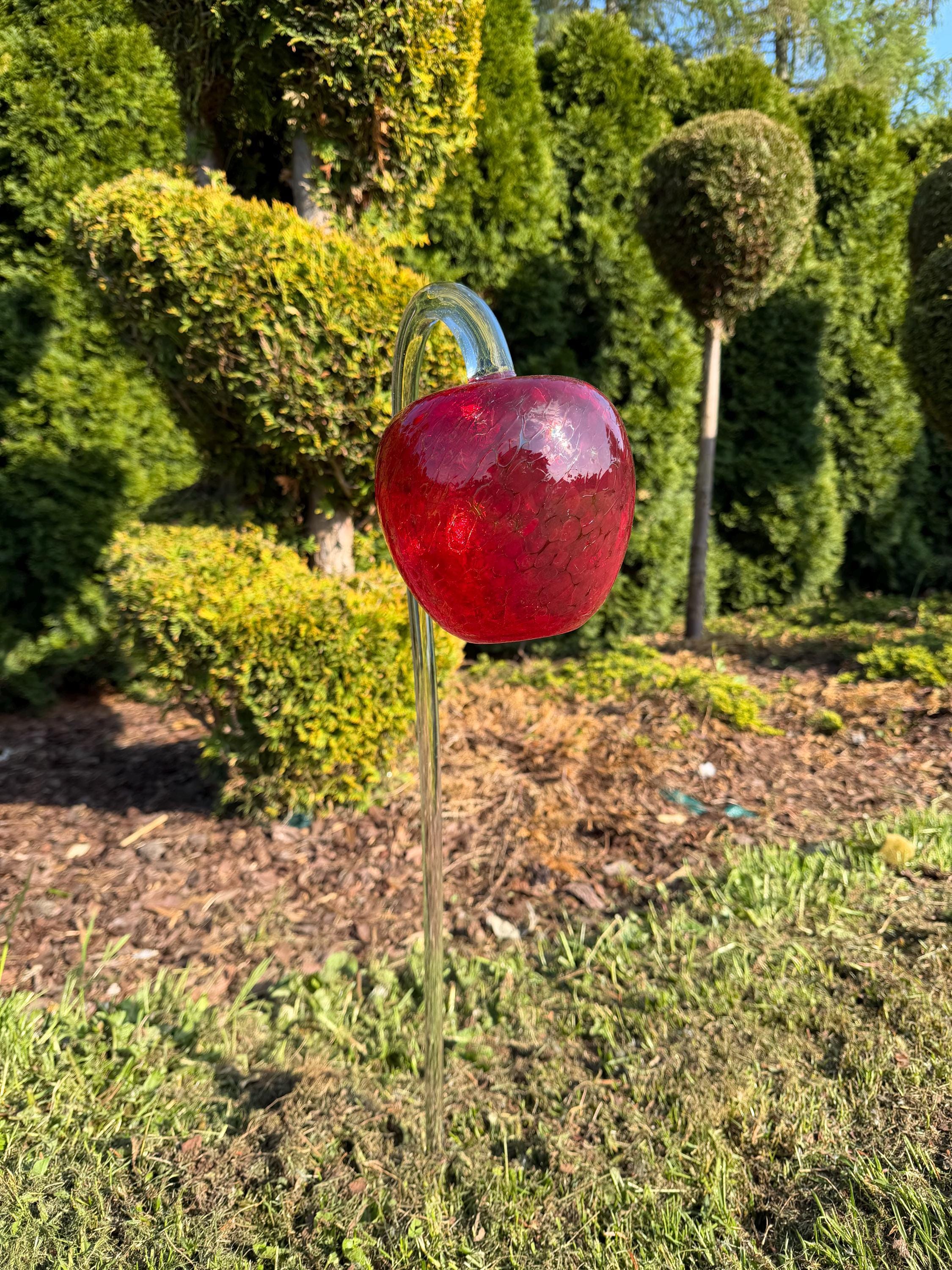 75cm Hand-Blown Glass Apple Garden Stake – Red Glass Fruit Sculpture 15cm