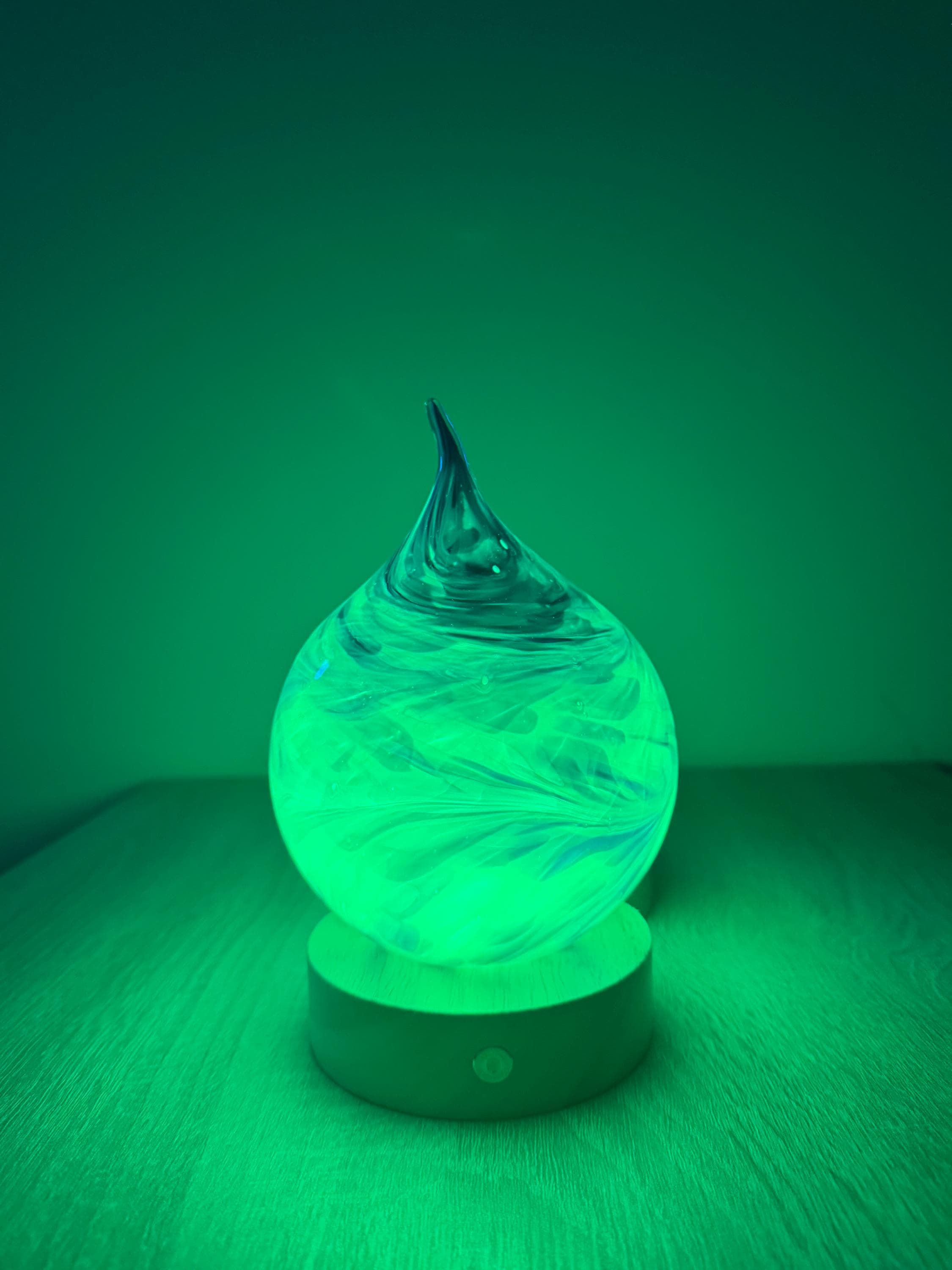 12cm Hand-Blown Blue Teardrop Glass LED Lamp – Battery Powered Multicolor or Warm White