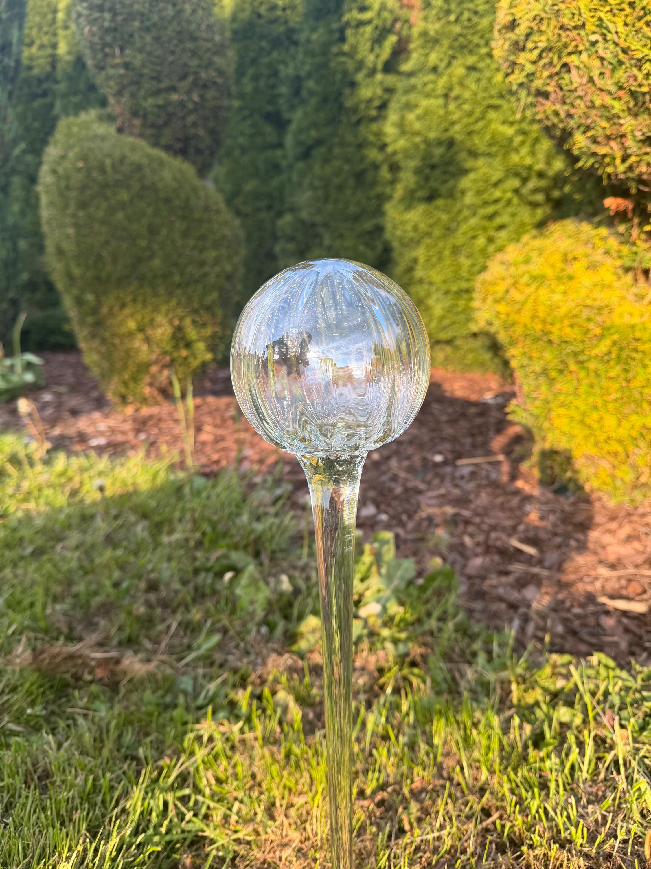 60cm Hand-Blown Iridescent Clear Glass Garden Stake – 10cm Decorative Sphere