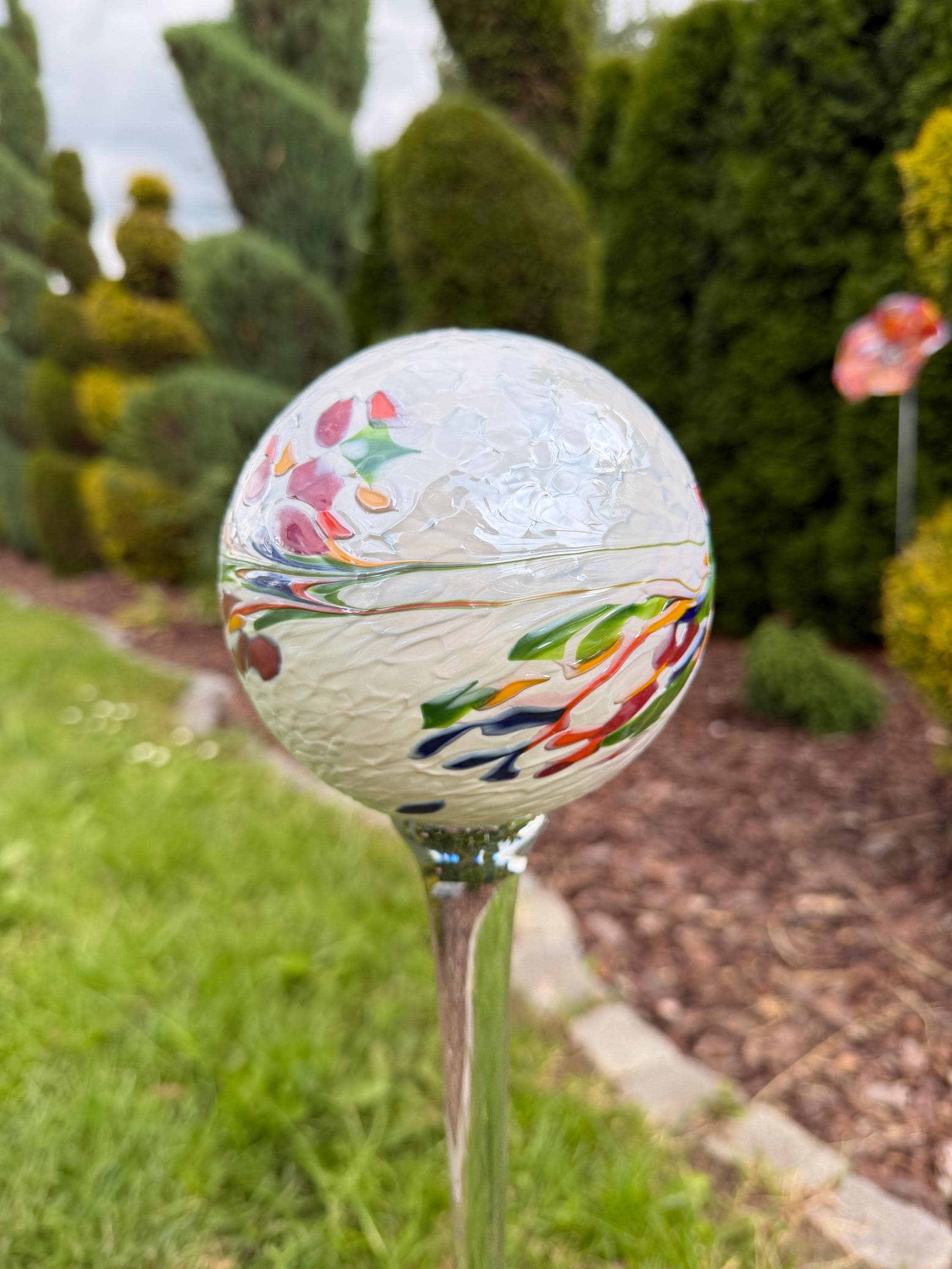 12cm White Glass Garden Stake - Hand Blown Garden Globe - 70cm Outdoor Decor