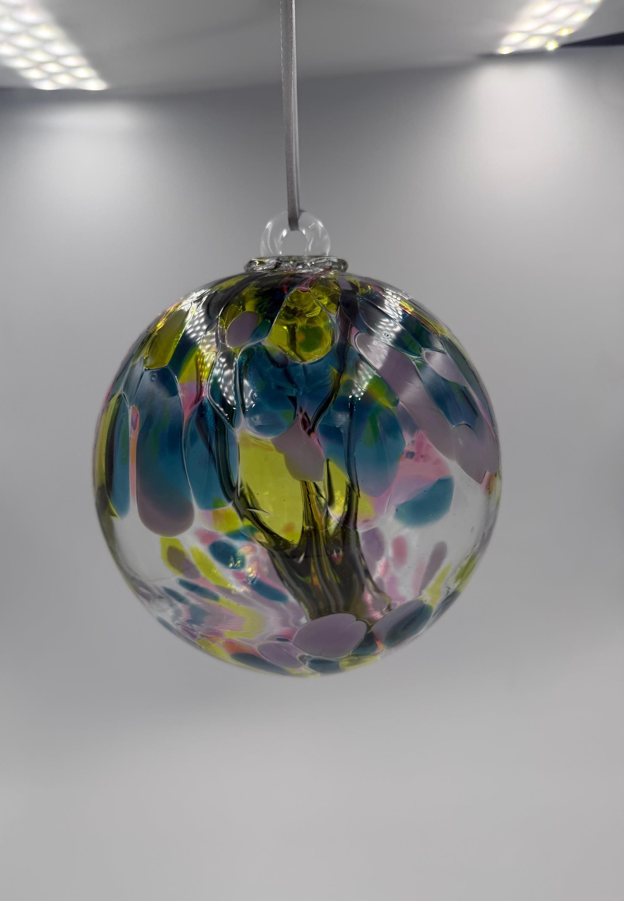 15cm Hand-Blown Witch Ball Glass Ornament – Colorful Hanging Glass Sphere