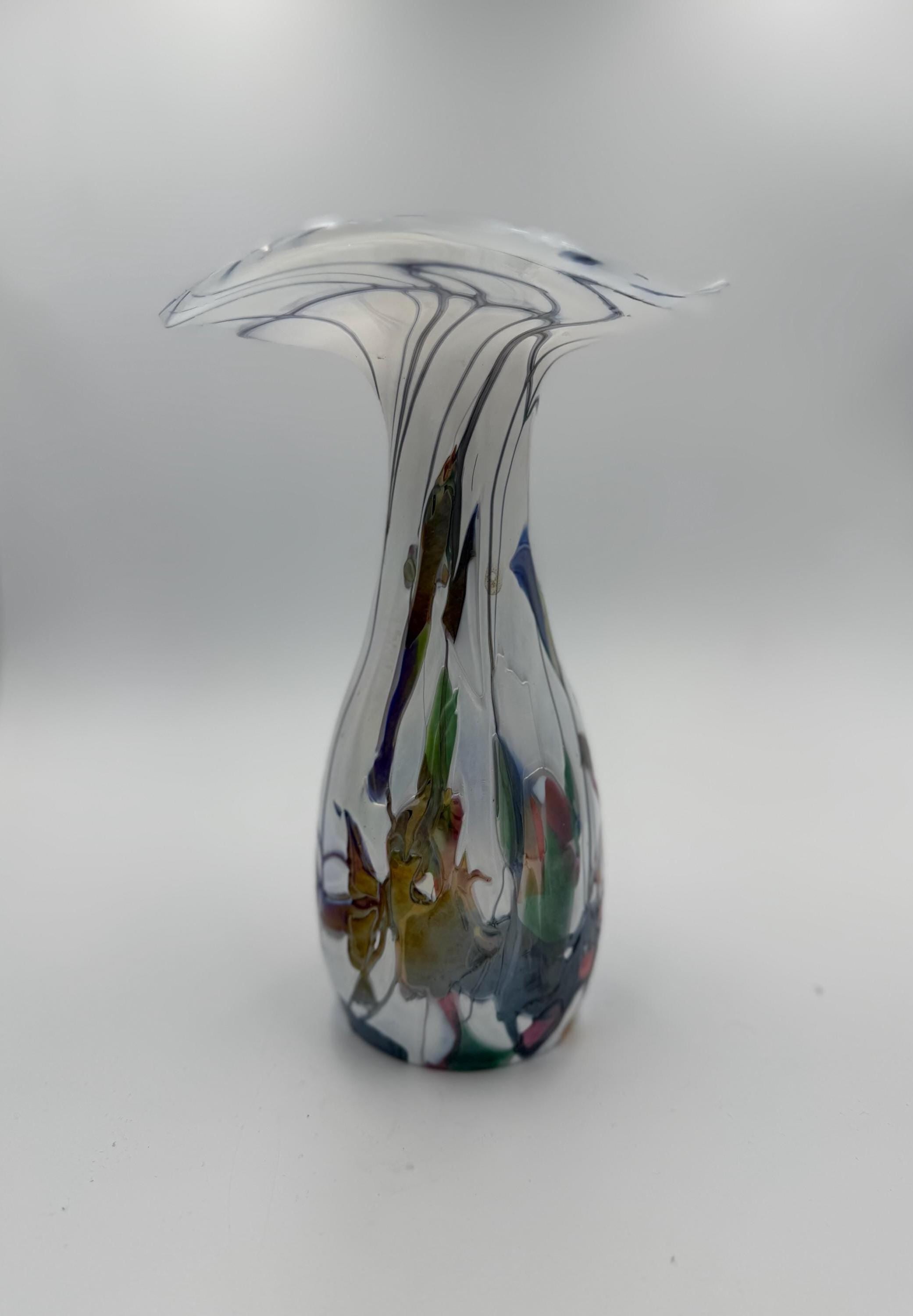 25cm Hand-Blown Colorful Swirl Glass Vase – Clear Floral Decorative Vase 10cm Wide