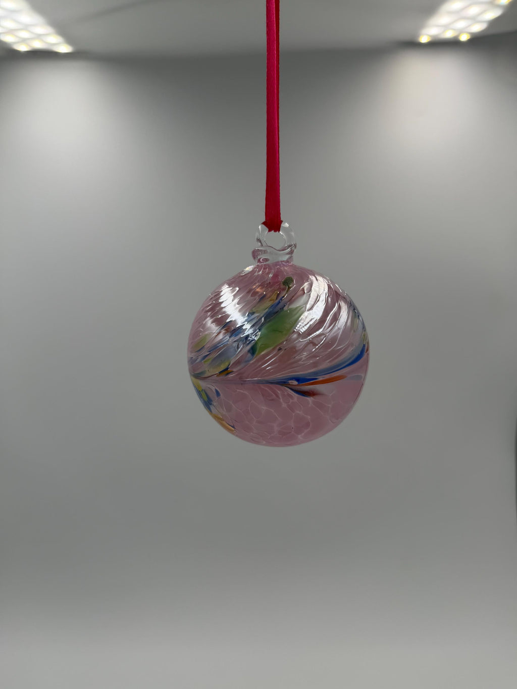 6cm Hand-Blown Crackle Glass Ornament – Pink Multicolor Swirl Hanging Ball