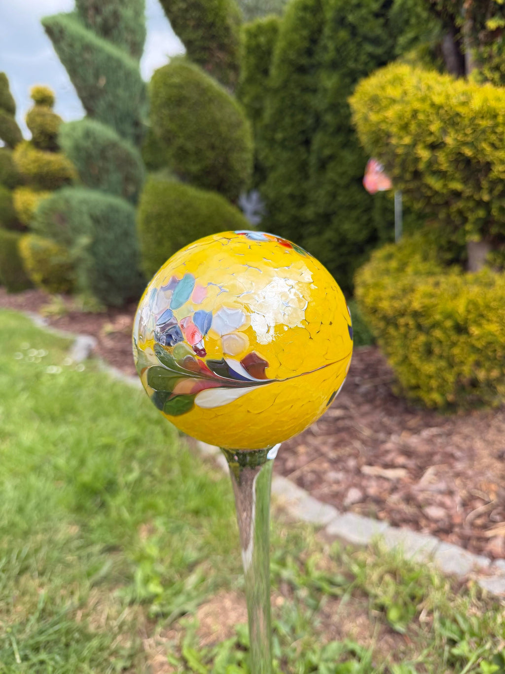 12cm Yellow Glass Garden Stake - Hand Blown Garden Globe - 70cm Outdoor Decor