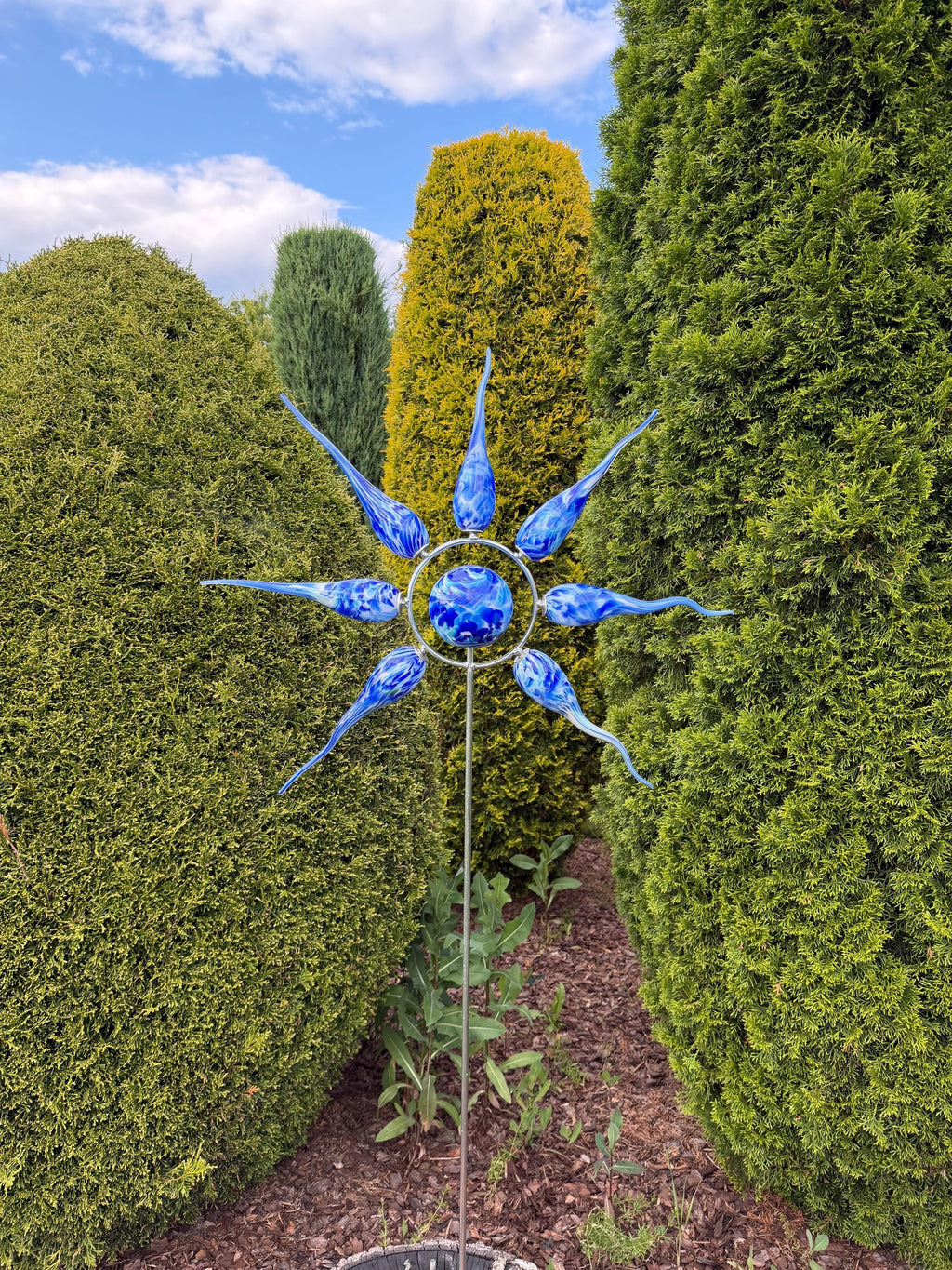 160cm Hand-Blown Blue Glass Sun Garden Stake – Metal Yard Art Sculpture – Outdoor Garden Decor