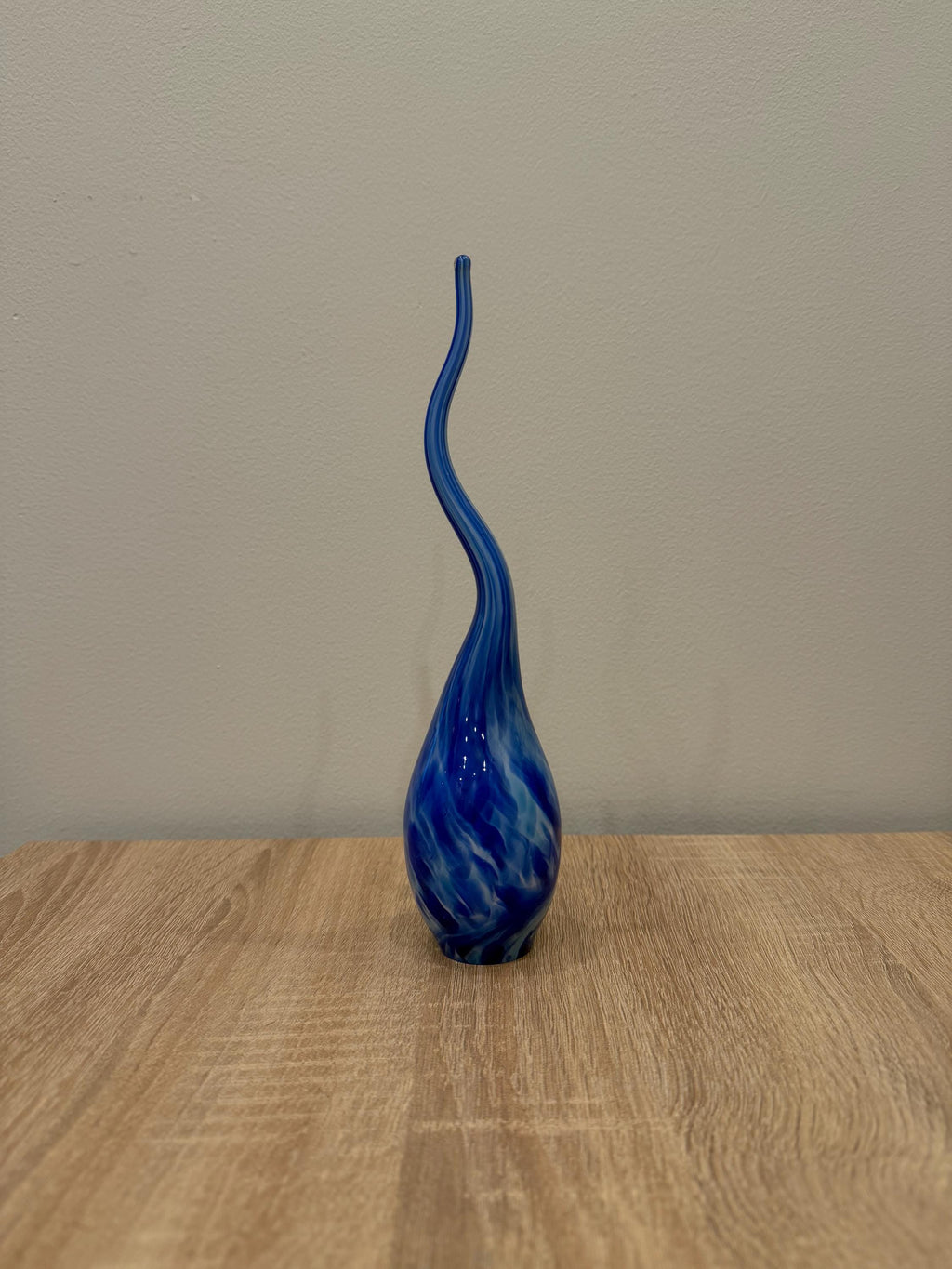 Hand Blown Cobalt Blue Art Glass Sculpture – Modern Ocean Wave Decor 30cm