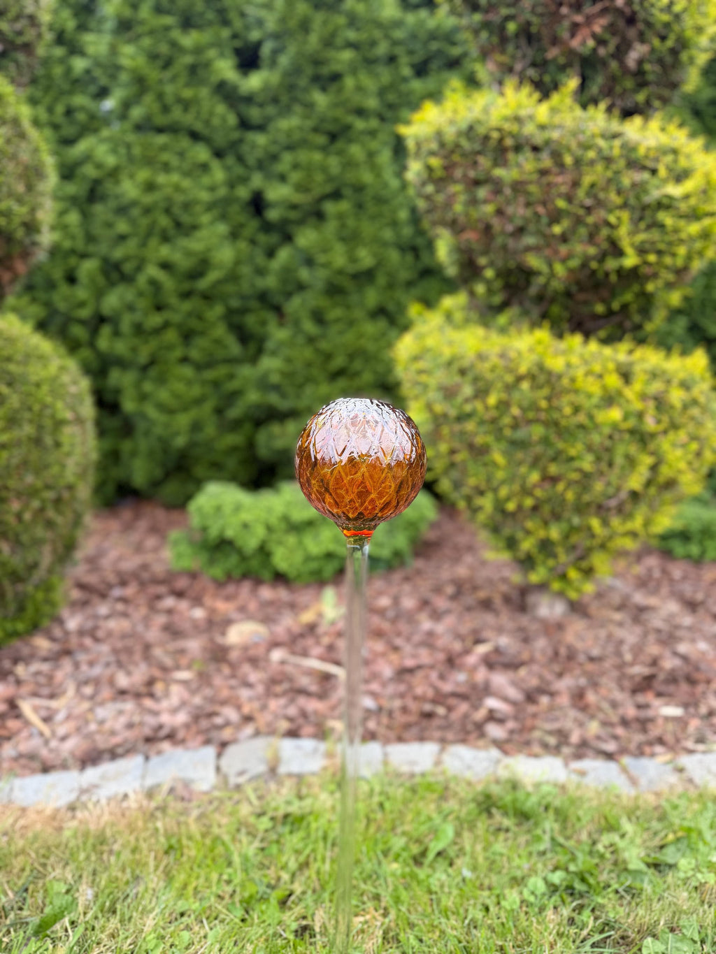 70cm Hand-Blown Amber Glass Ball on Stake – 12cm Textured Gazing Ball – Outdoor Handmade Ornament