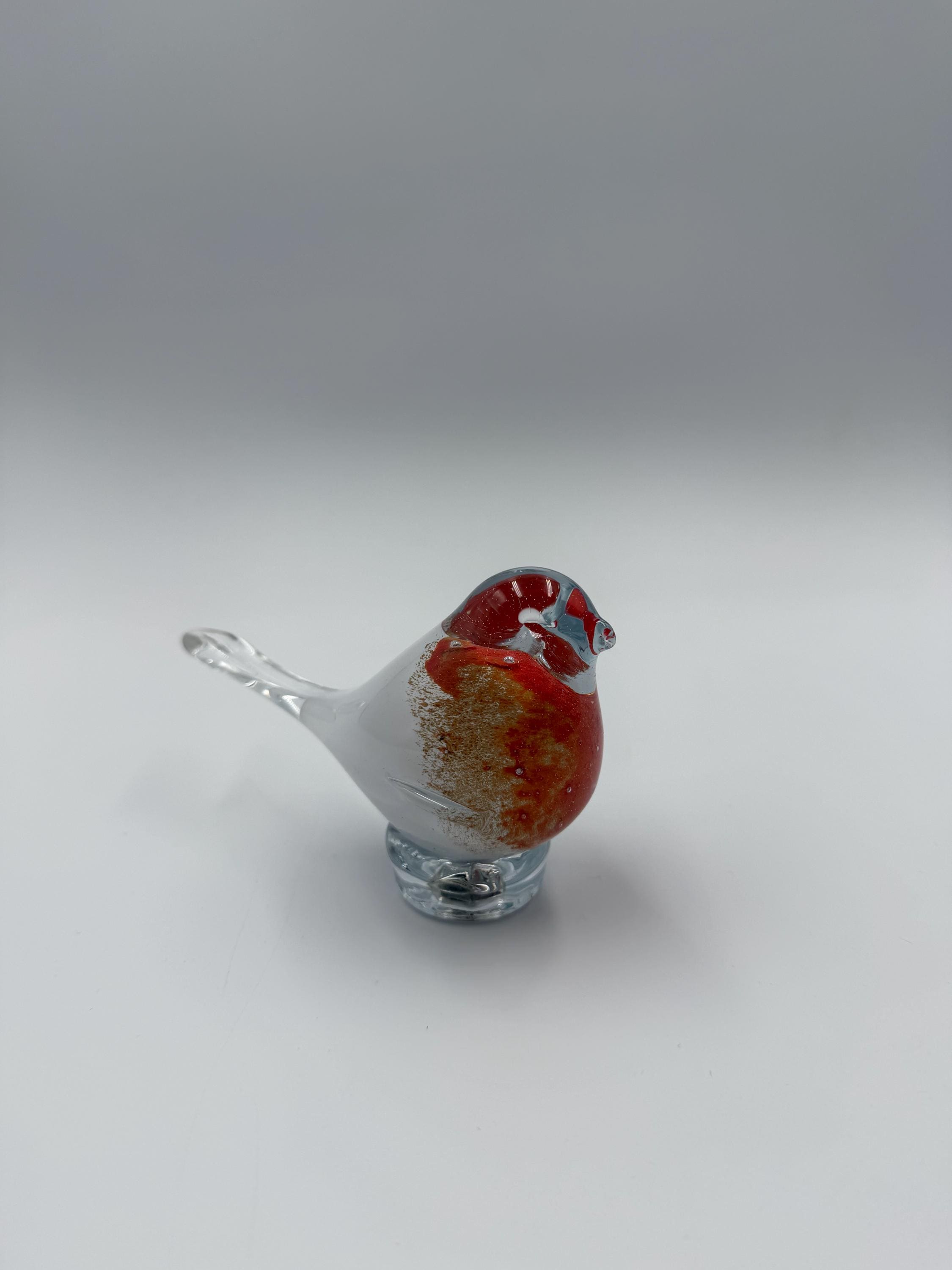 6cm Hand-Blown Red Silver Glass Bird Figurine – Small Clear Tail Bird Sculpture