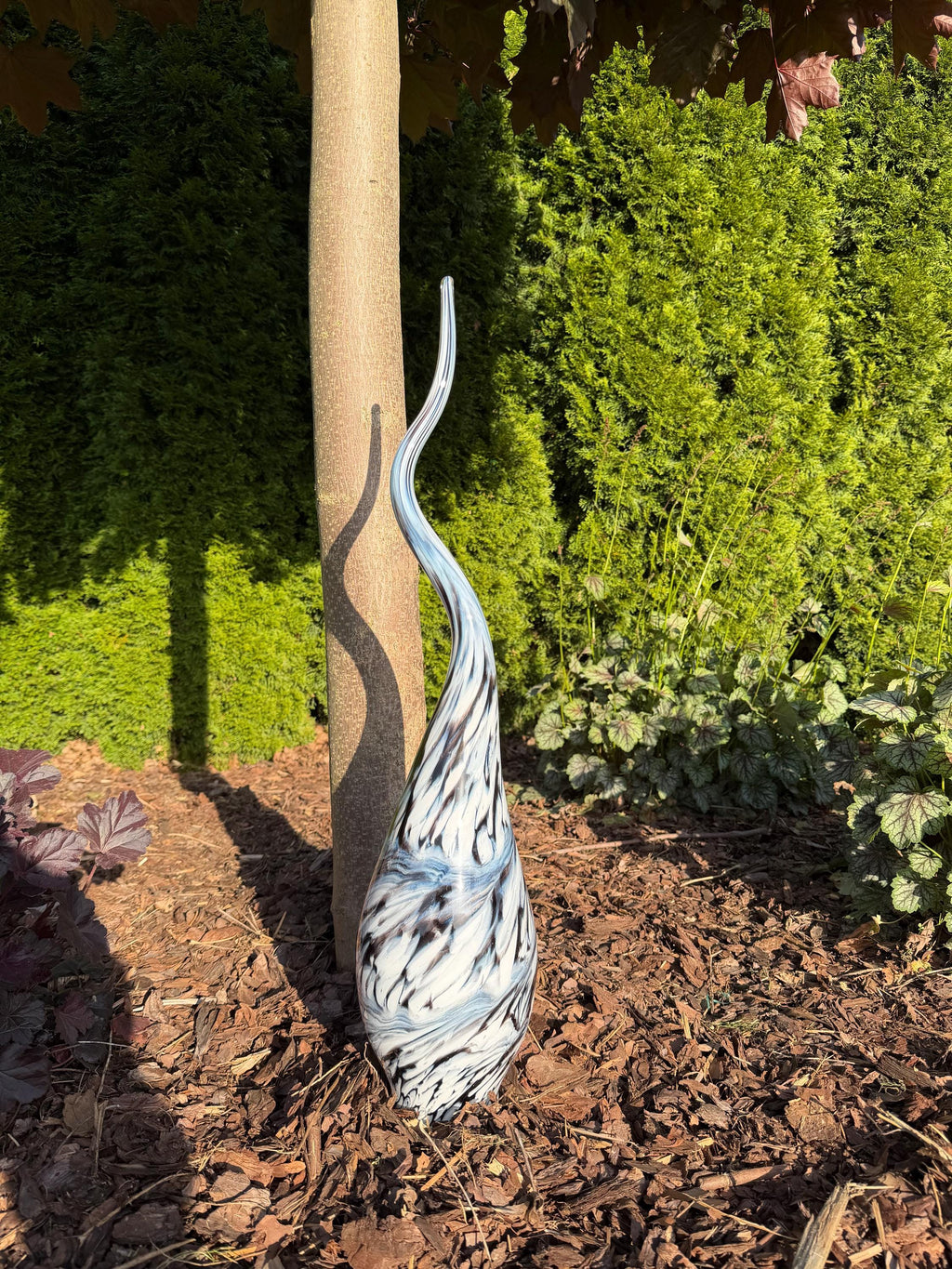 60cm Hand-Blown Black White Swirl Glass Flame Spire – Elegant Garden Stake