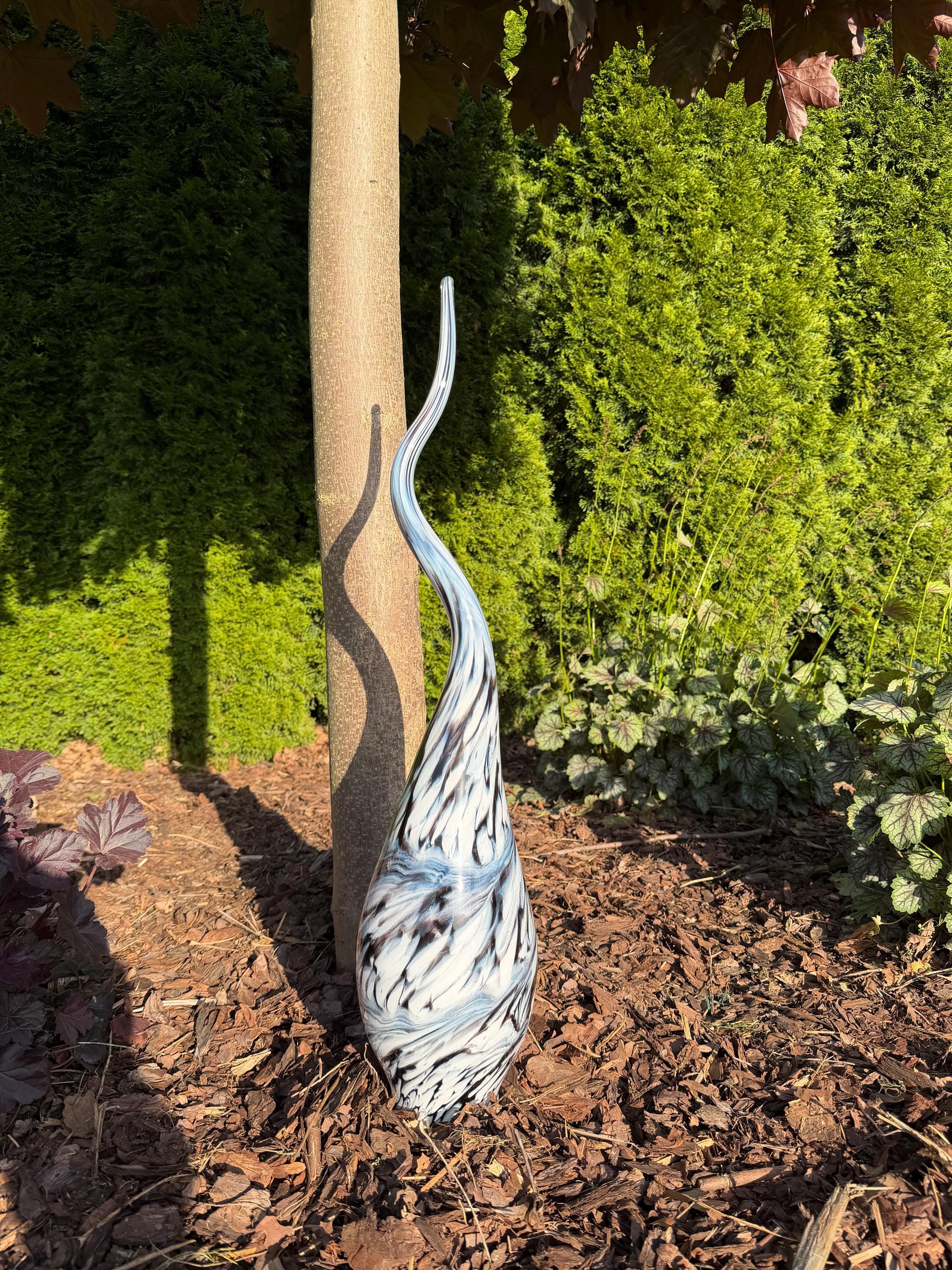 60cm Hand-Blown Black White Swirl Glass Flame Spire – Elegant Garden Stake