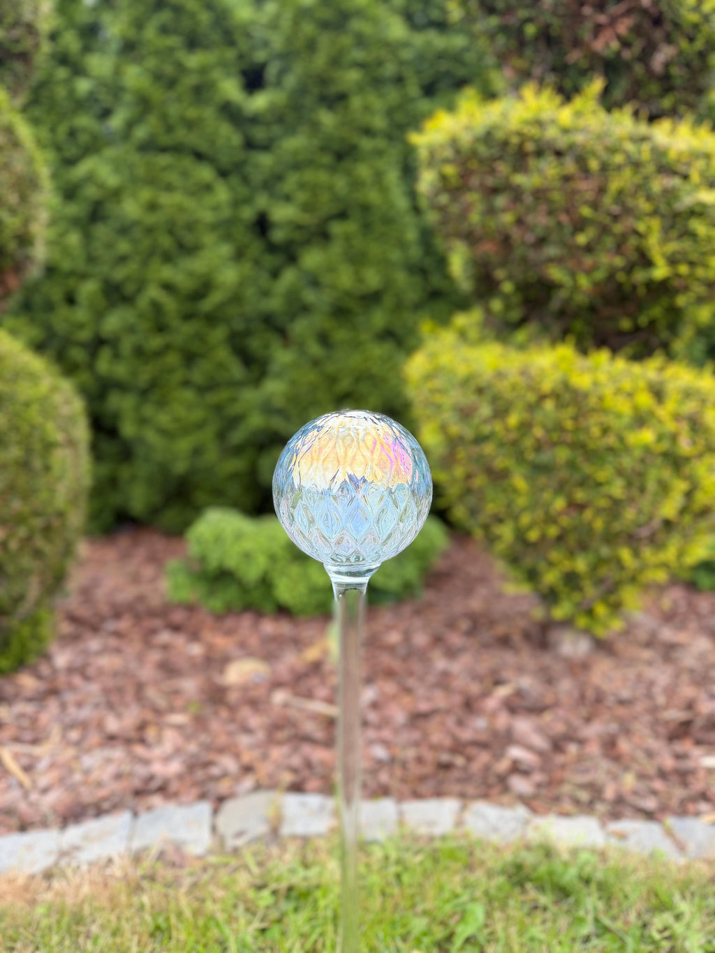 70cm Iridescent Glass Garden Ball on Stake – 12cm Hand Blown Gazing Ball – Hand-Blown Decoration