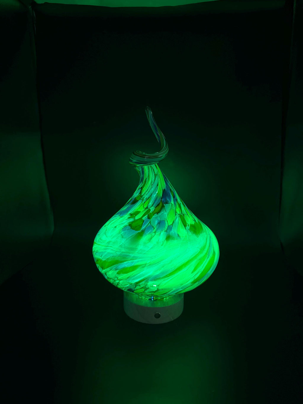 Hand-Blown Glass Swirl Lamp – Blue Yellow Artistic Accent Light (Battery Operated)