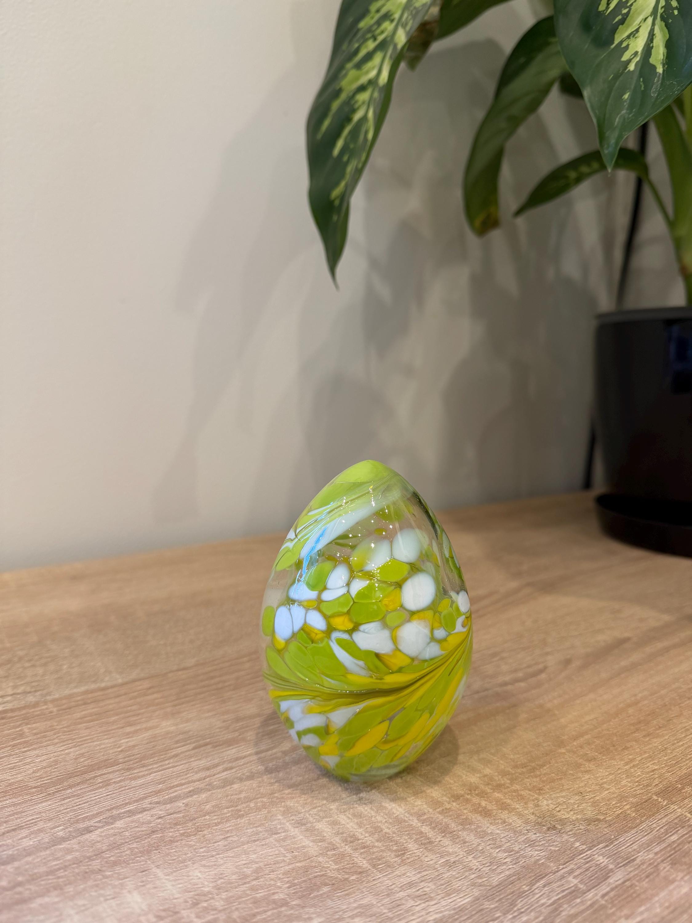 Handblown Art Glass Easter Egg – Artisan Spring Ornament, Collectible Sculpture