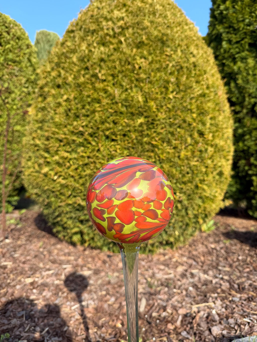 70cm Hand-Blown Glass Garden Stake – 12cm Red Green Abstract Sphere