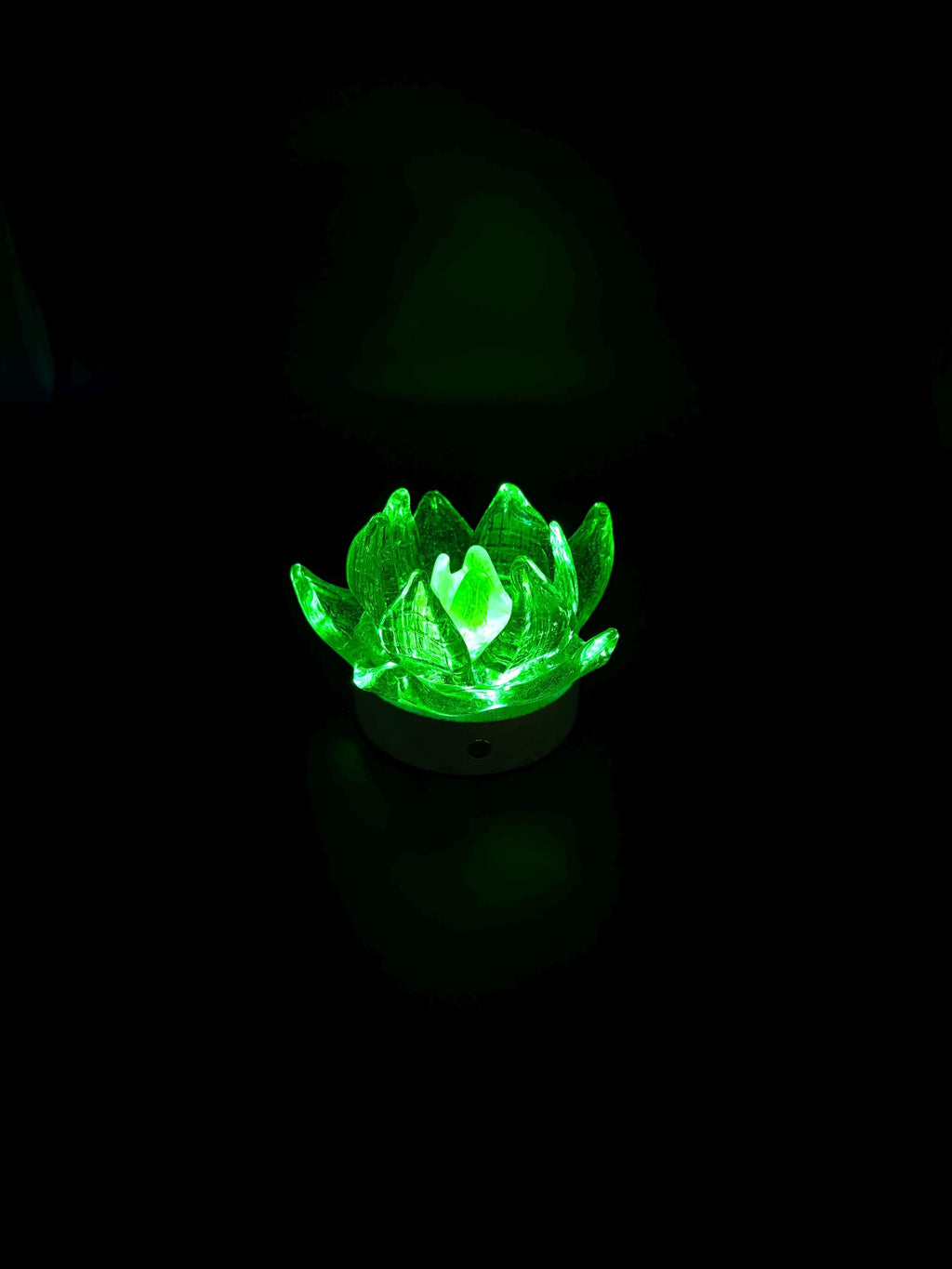 12cm Hand-Blown Lime Green Glass Flower Lamp – Wooden Base LED Night Light (Battery Operated)