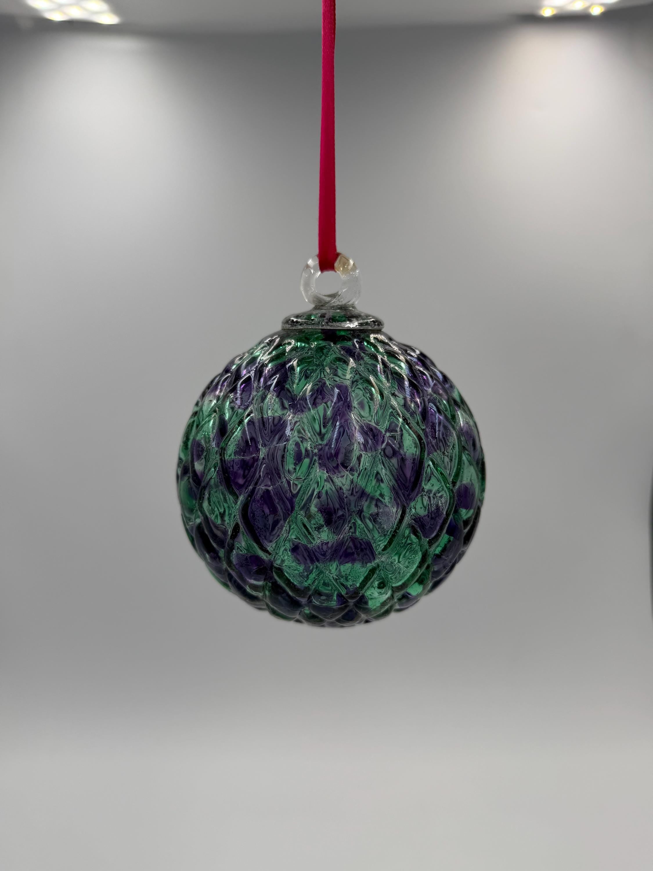 10cm Hand-Blown Crackle Glass Ornament – Green Purple Hanging Sphere