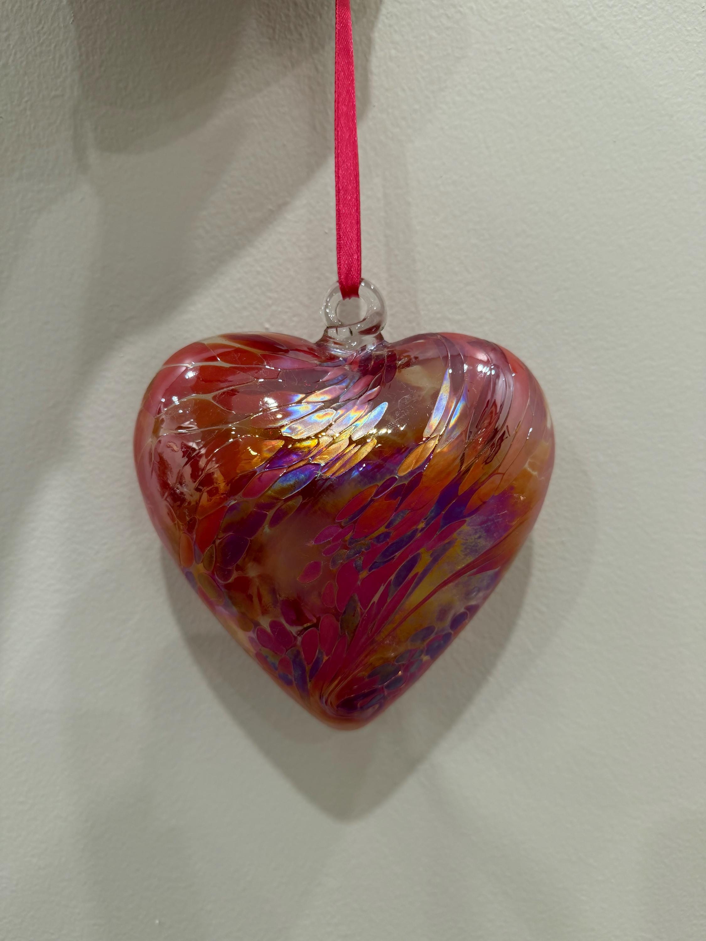 Handmade Iridescent Glass Heart Ornament – 12 cm Suncatcher Decor
