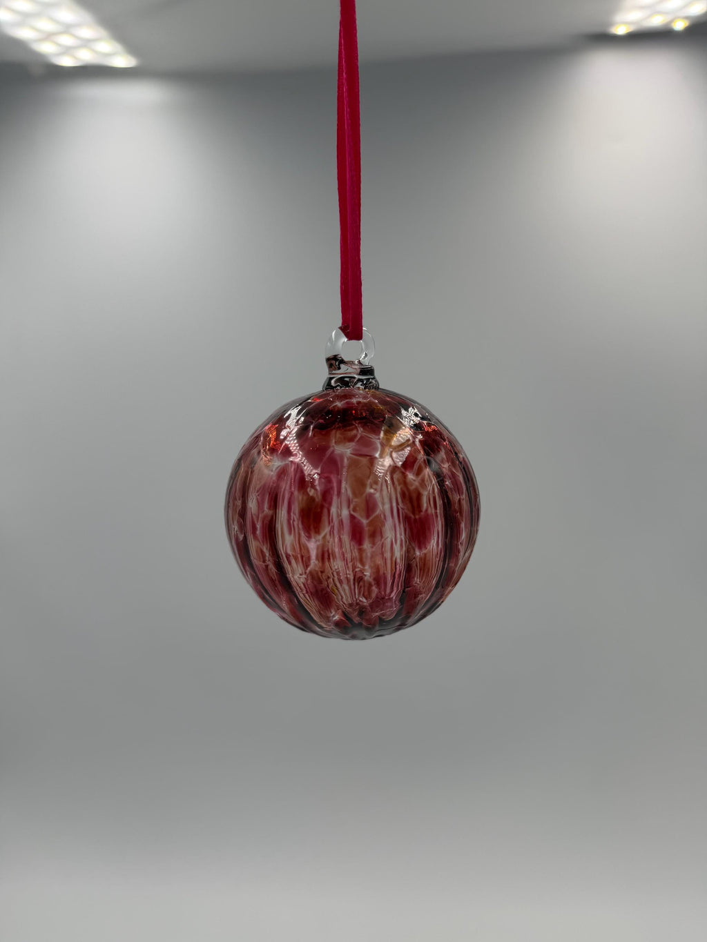 6cm Hand-Blown Crackle Glass Ornament – Deep Red Burgundy Crackle Hanging Ball