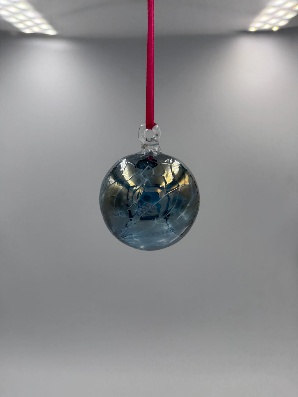 6cm Hand-Blown Crackle Glass Ornament – Blue Silver Crackle Hanging Ball