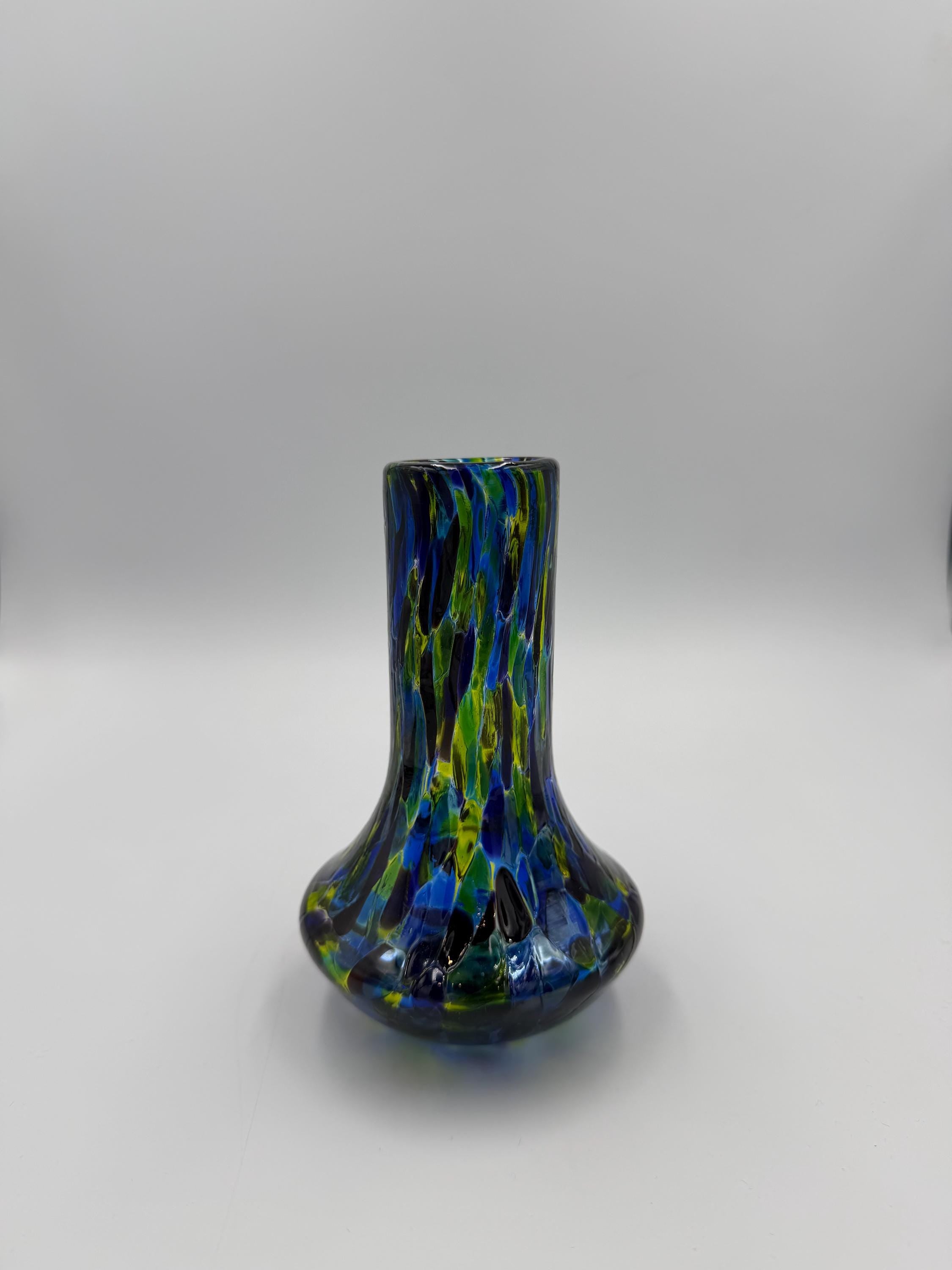 15cm Hand-Blown Blue Green Art Glass Vase – Multicolor Decorative Flower Vase with Organic Pattern