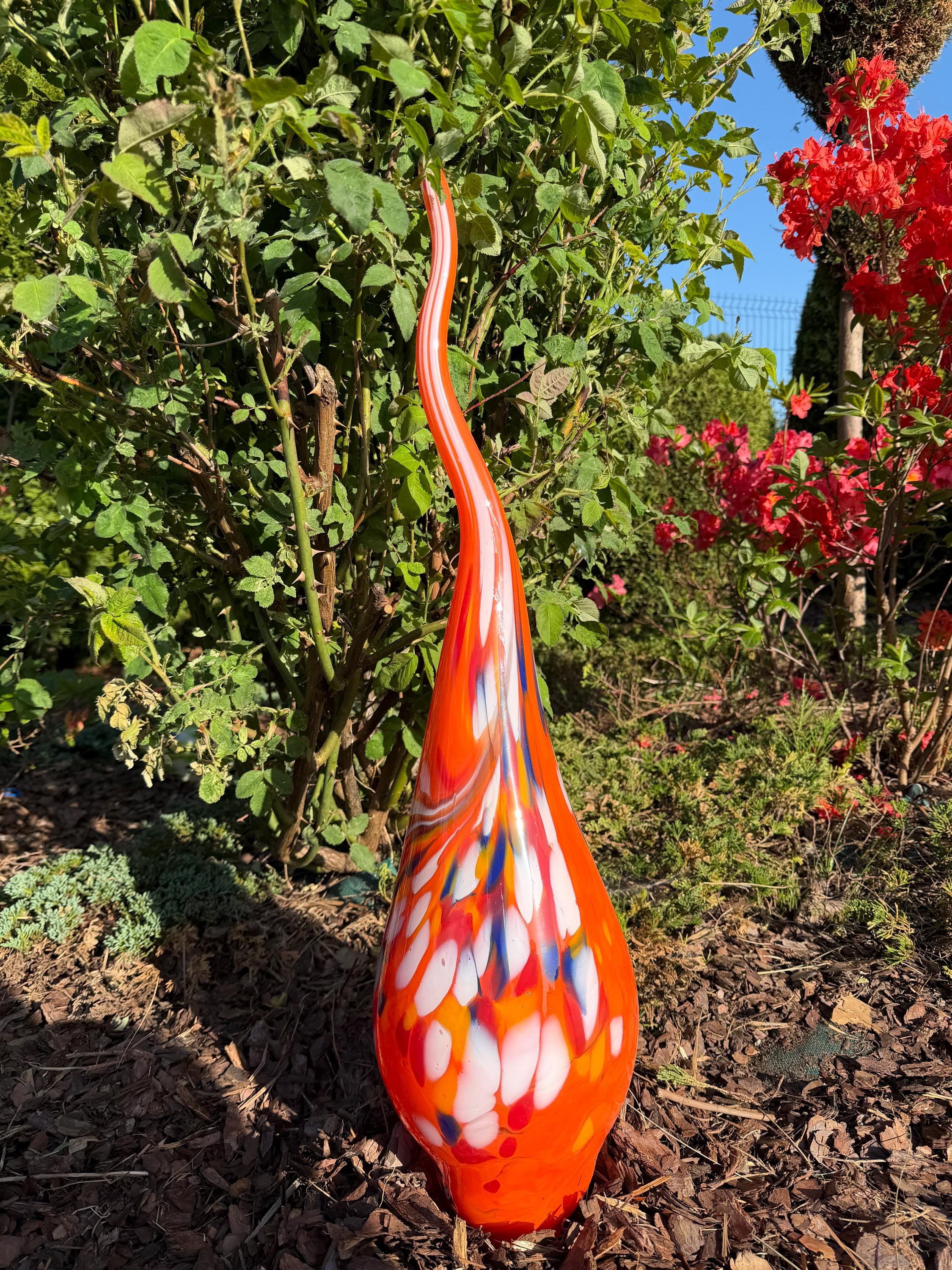 70cm Hand-Blown Multicolor Swirl Glass Flame Spire – Orange Red Garden Stake