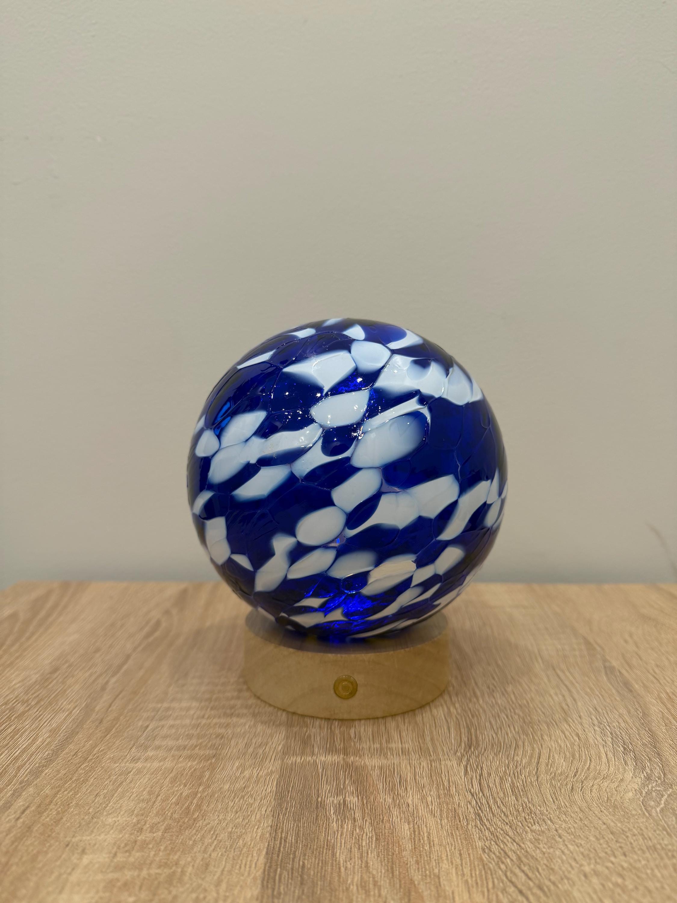 15cm Hand-Blown Blue Crackle Glass LED Lamp – Multicolor or White Night Light