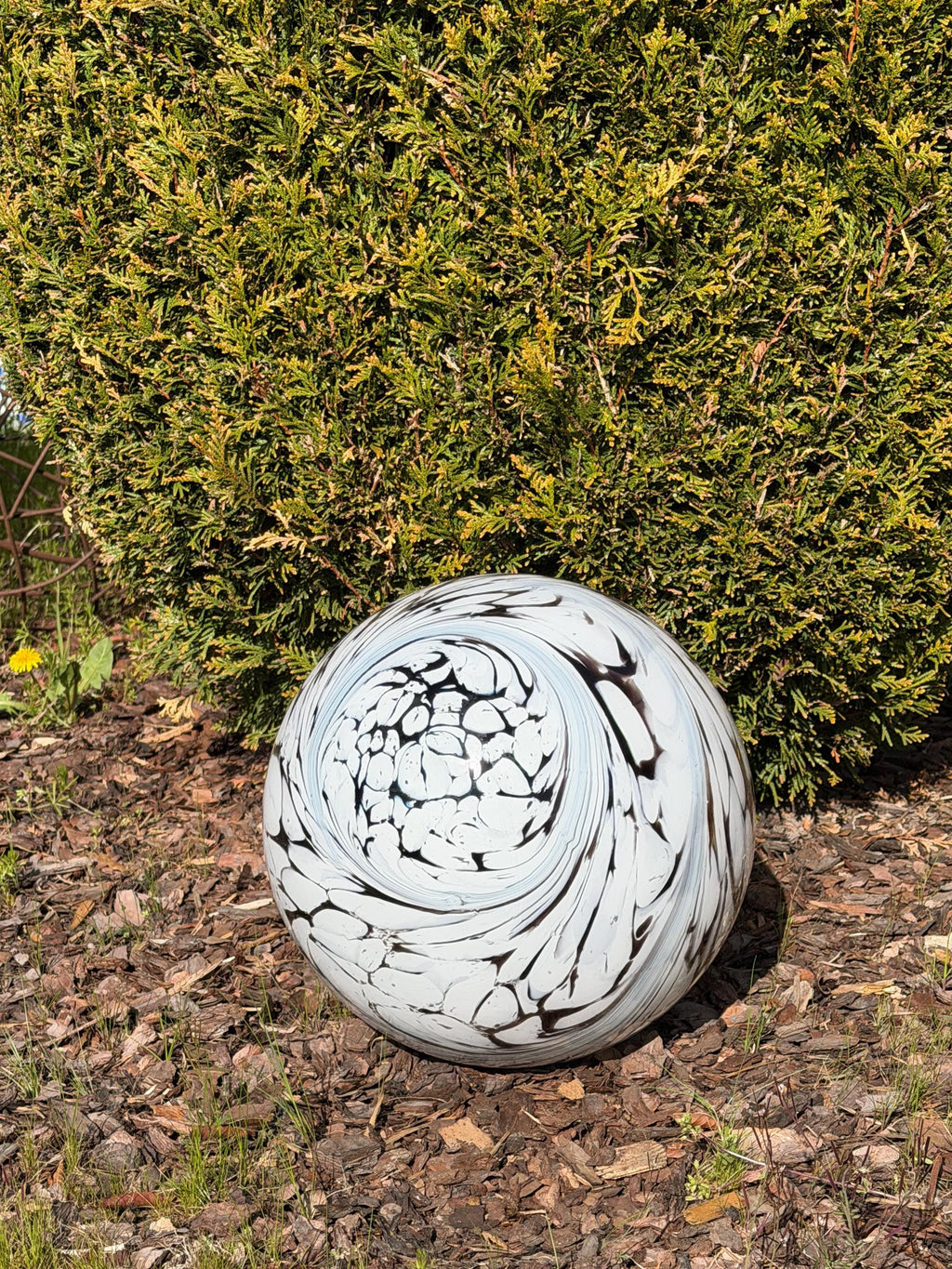 Hand-Blown Glass Sphere – 30cm Black White Swirl Marble Orb Garden Decor