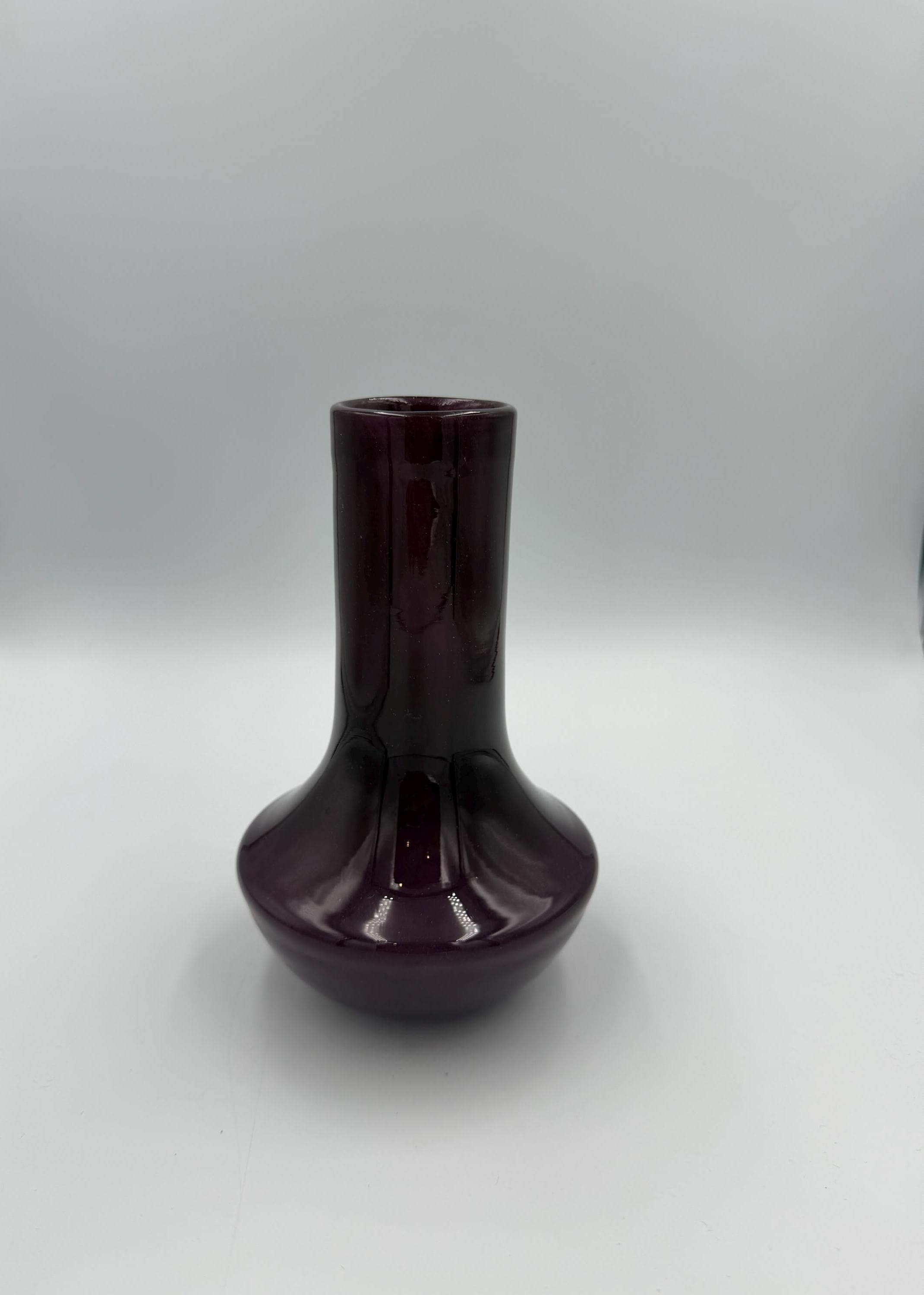 20cm Hand-Blown Plum Purple Glass Vase – Modern Decorative Bud Vase