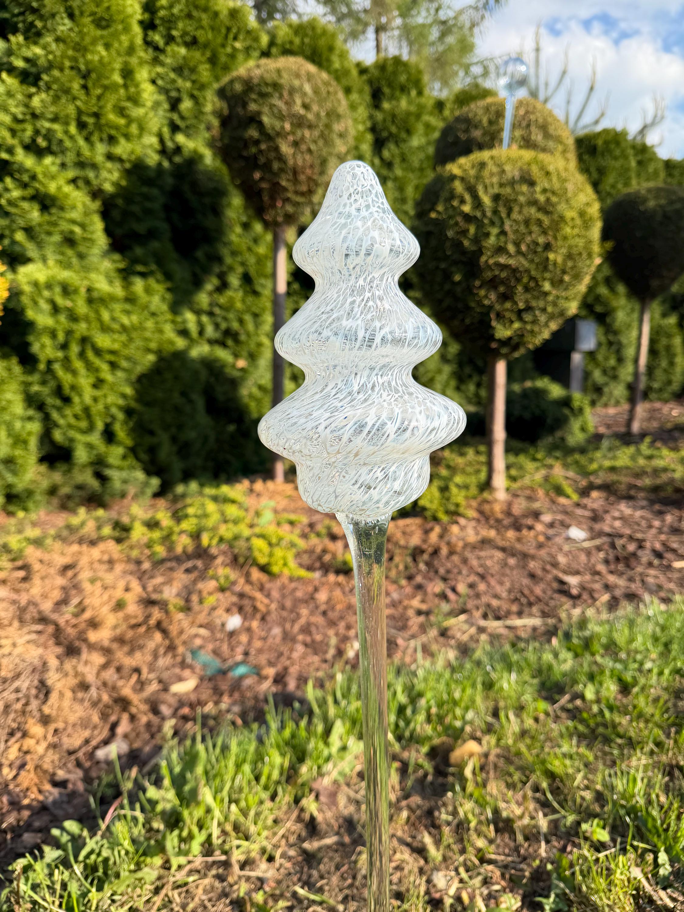 75cm Hand-Blown Glass Tree Garden Stake – Clear Crackle Tree Sculpture 20cm