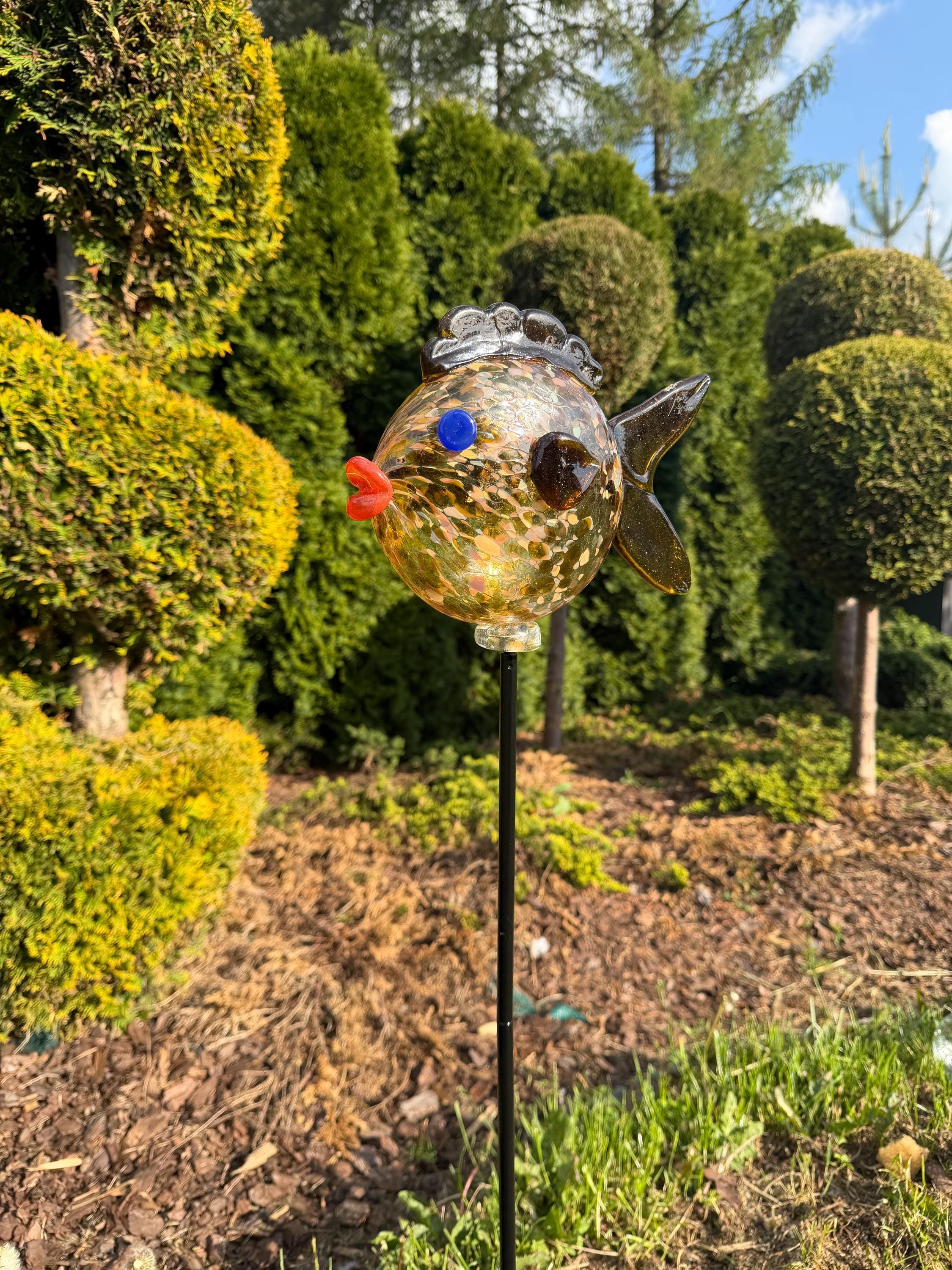 60cm Hand-Blown Glass Fish Sculpture on Stand – 20cm Colorful Garden Art