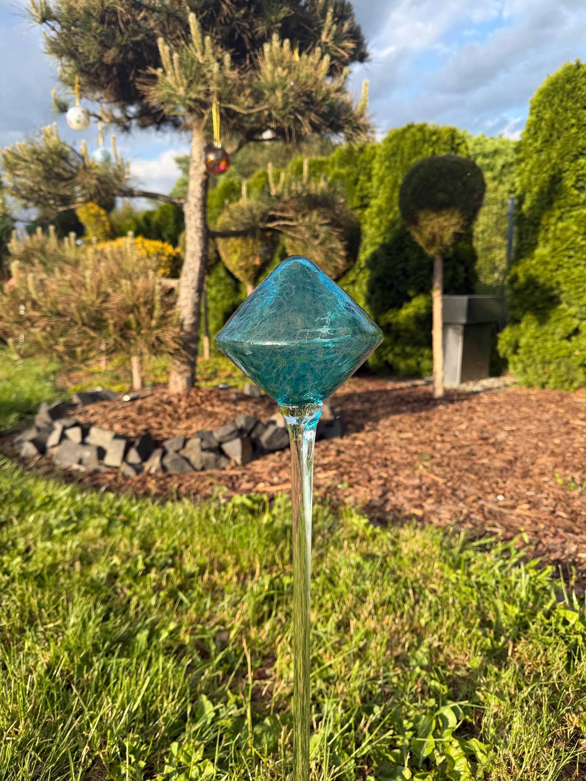 70cm Hand-Blown Turquoise Blue Diamond Glass Garden Stake – 15cm Crackle Faceted Sculpture