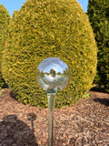 70cm Hand-Blown Iridescent Clear Glass Garden Stake – 12cm Clear Decorative Sphere