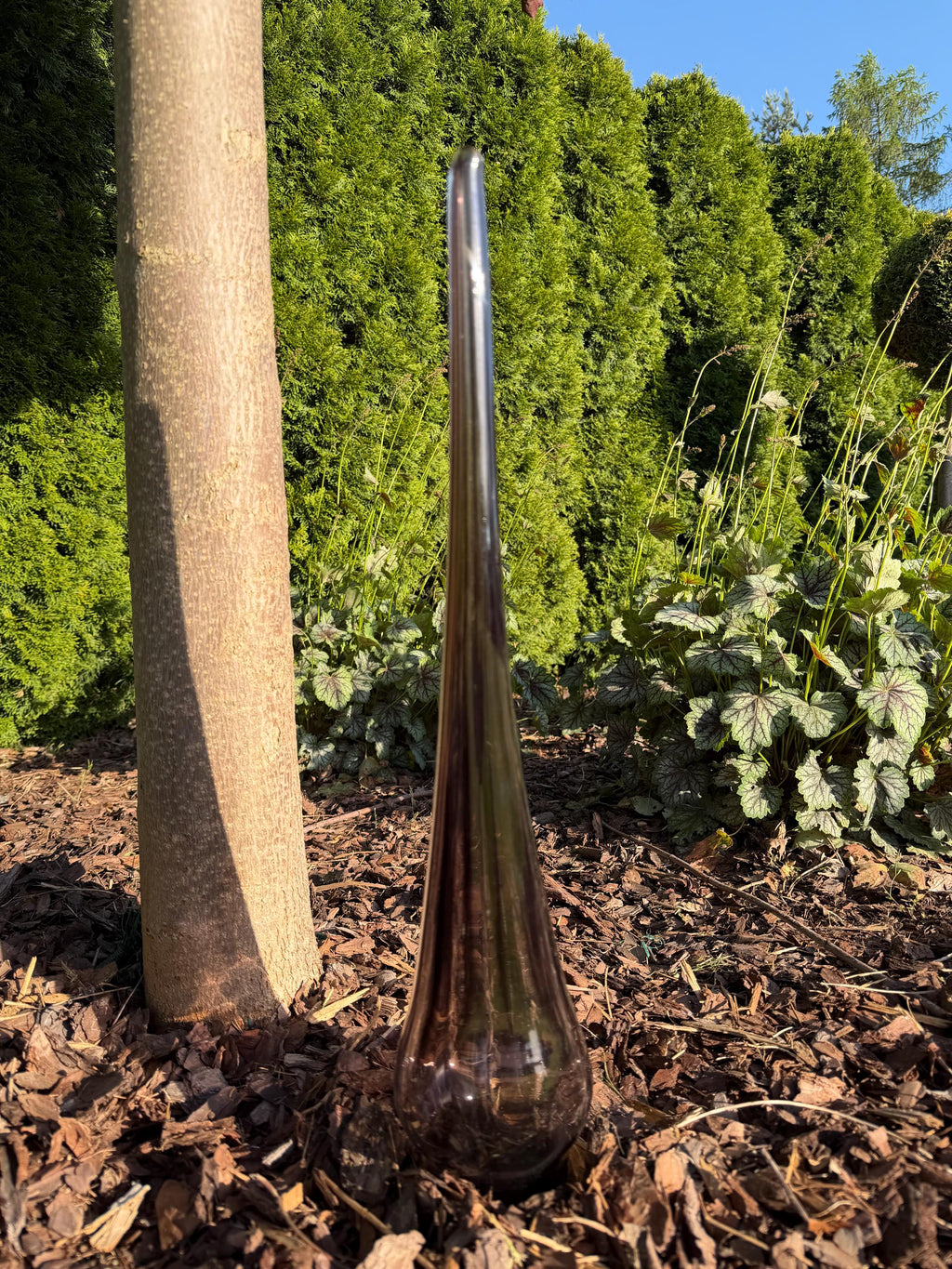 50cm Hand-Blown Smoky Amber Glass Spire Garden Stake – Elegant Teardrop Spike