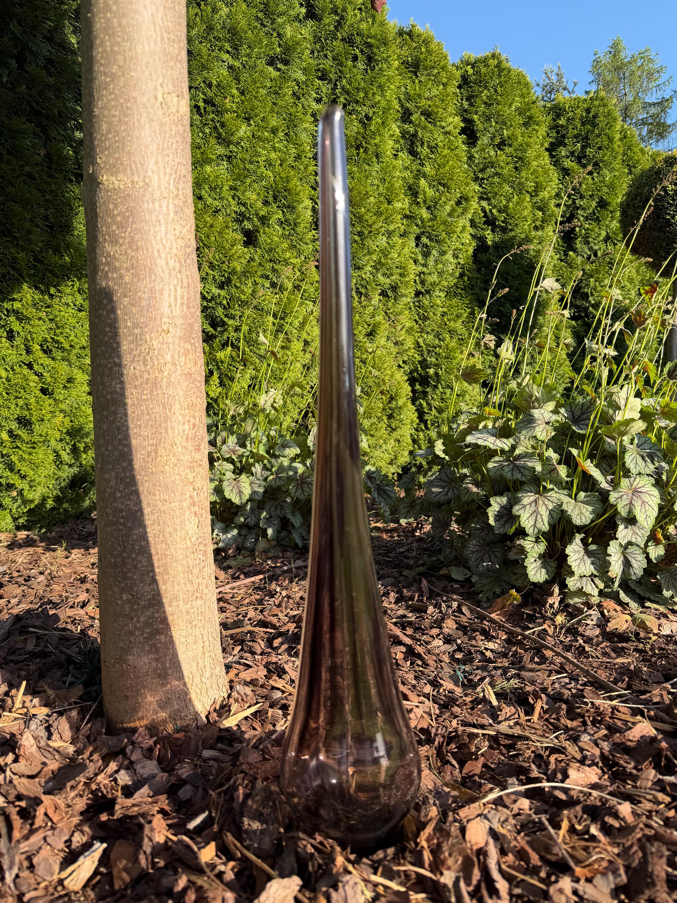 50cm Hand-Blown Smoky Amber Glass Spire Garden Stake – Elegant Teardrop Spike